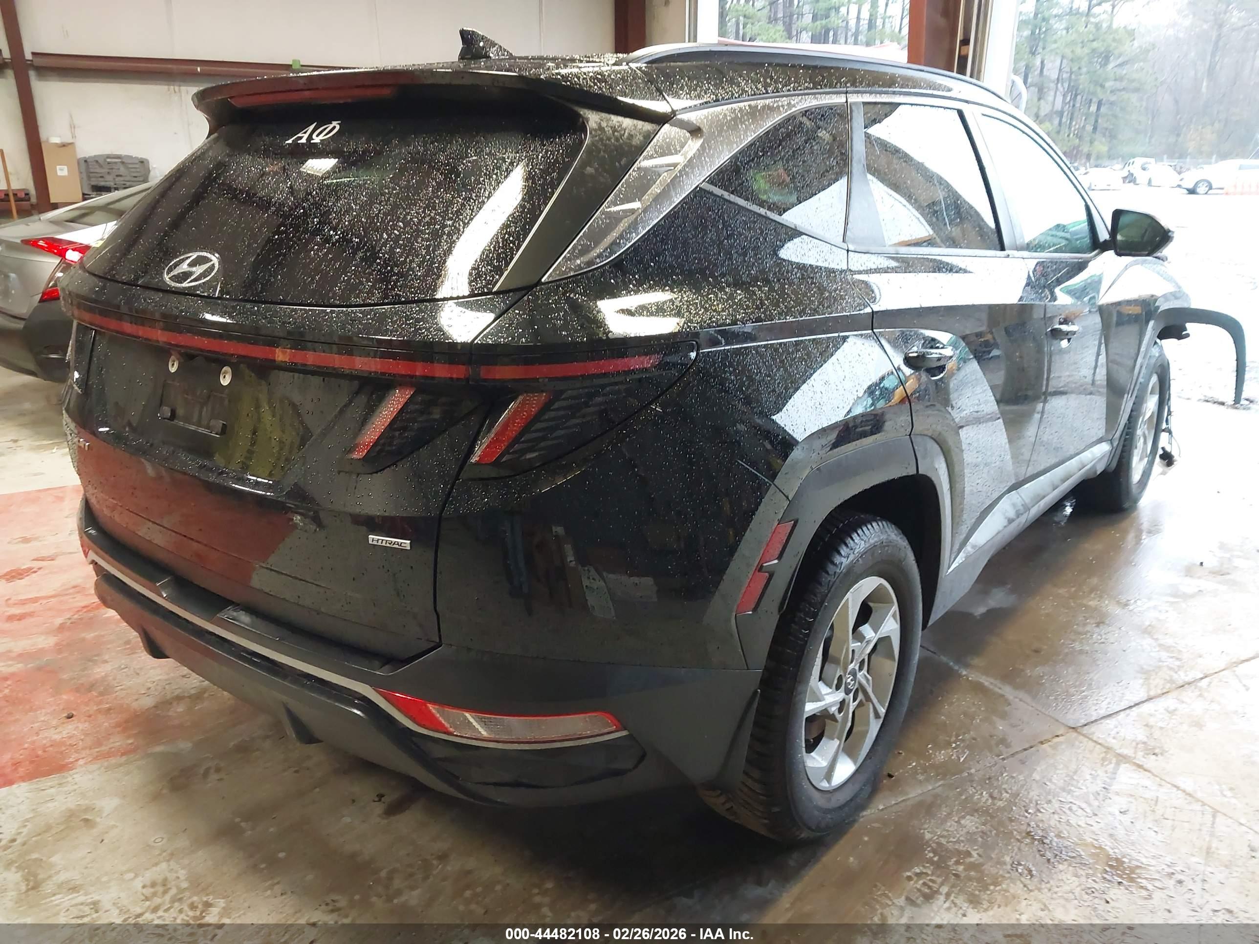HYUNDAI TUCSON image 4