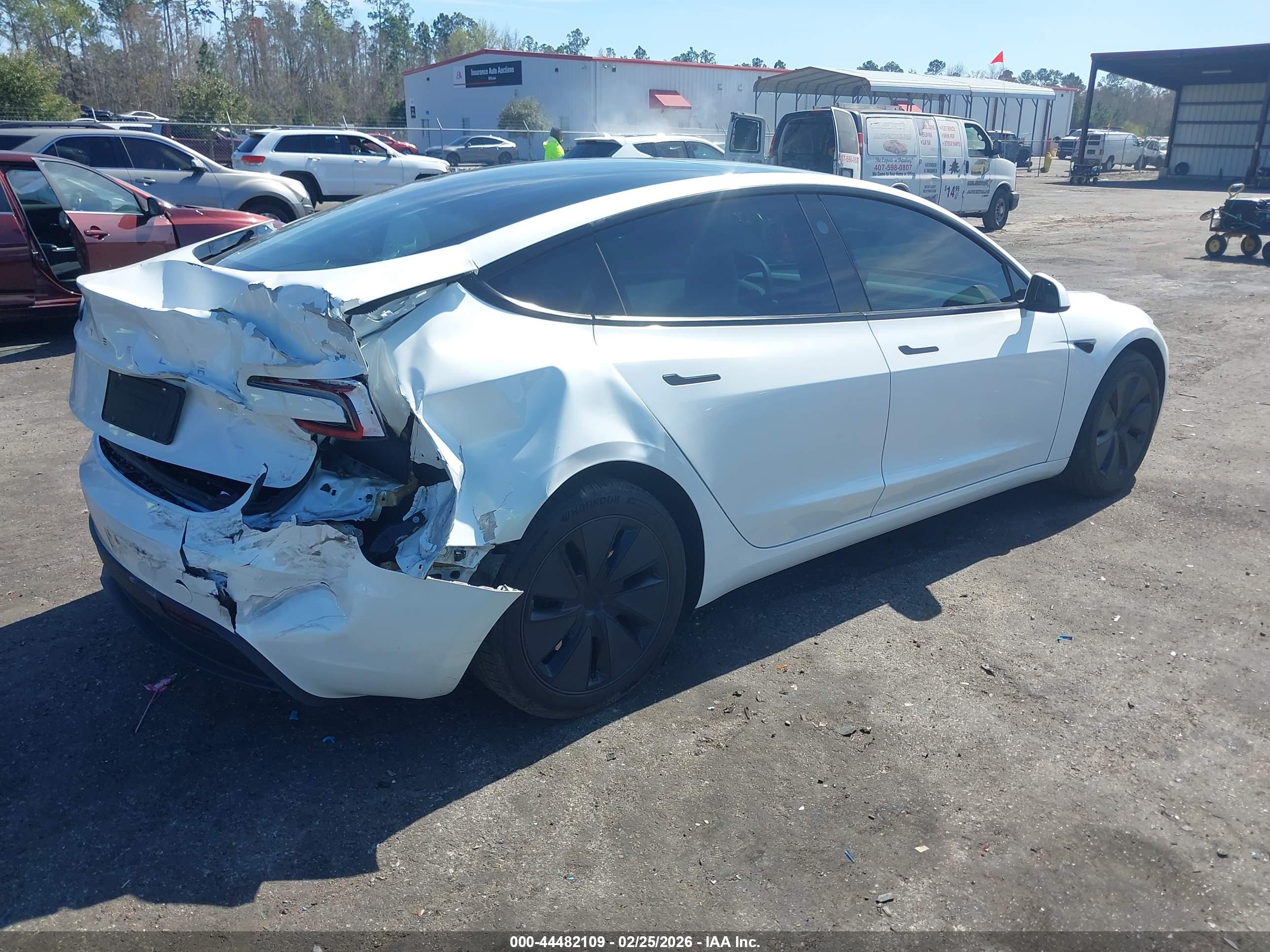 TESLA MODEL image 4