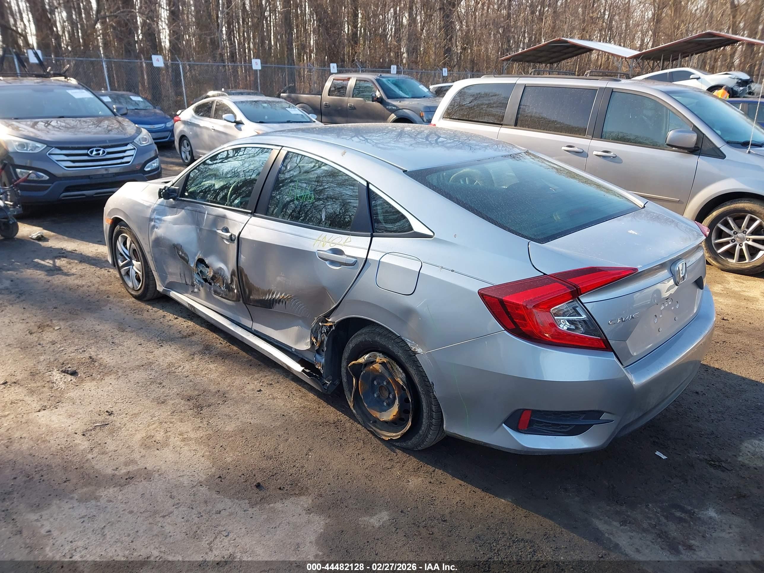HONDA CIVIC image 3