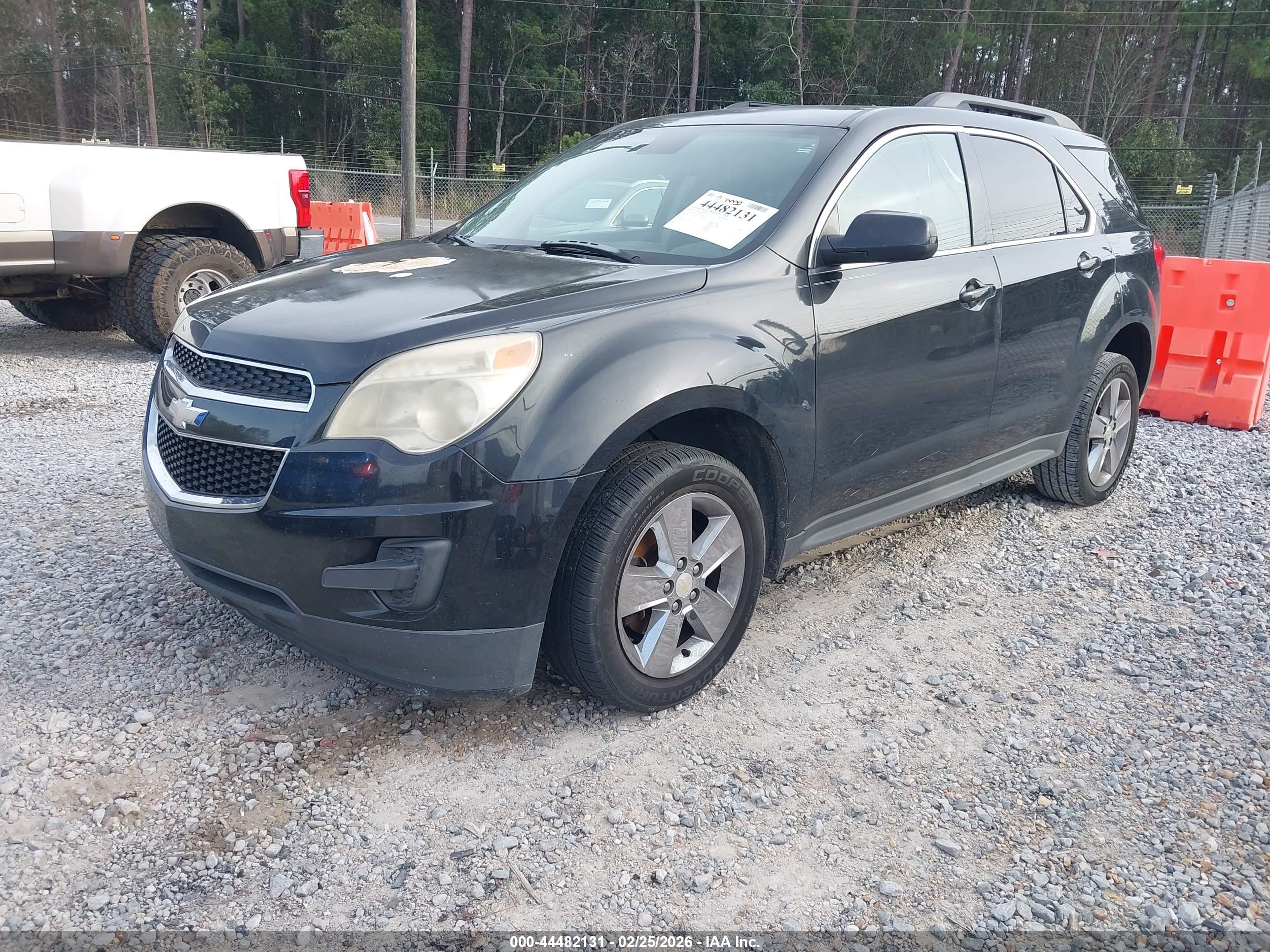 CHEVROLET EQUINOX image 2