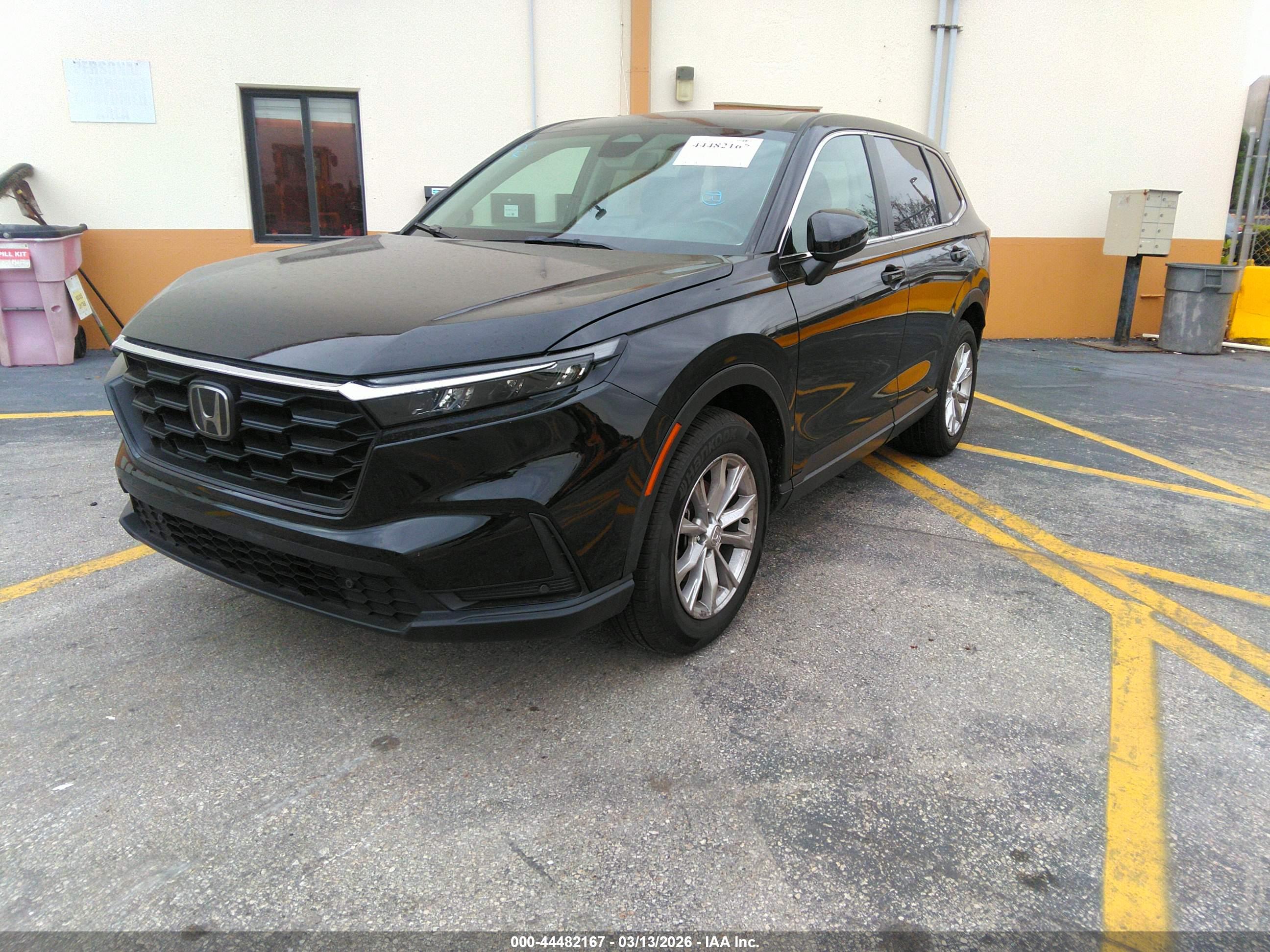 HONDA CR-V image 2