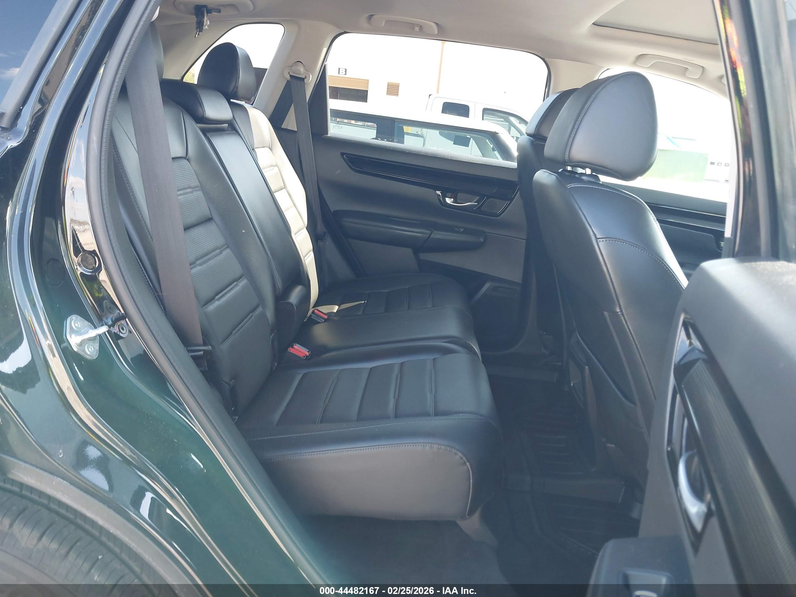 HONDA CR-V image 8
