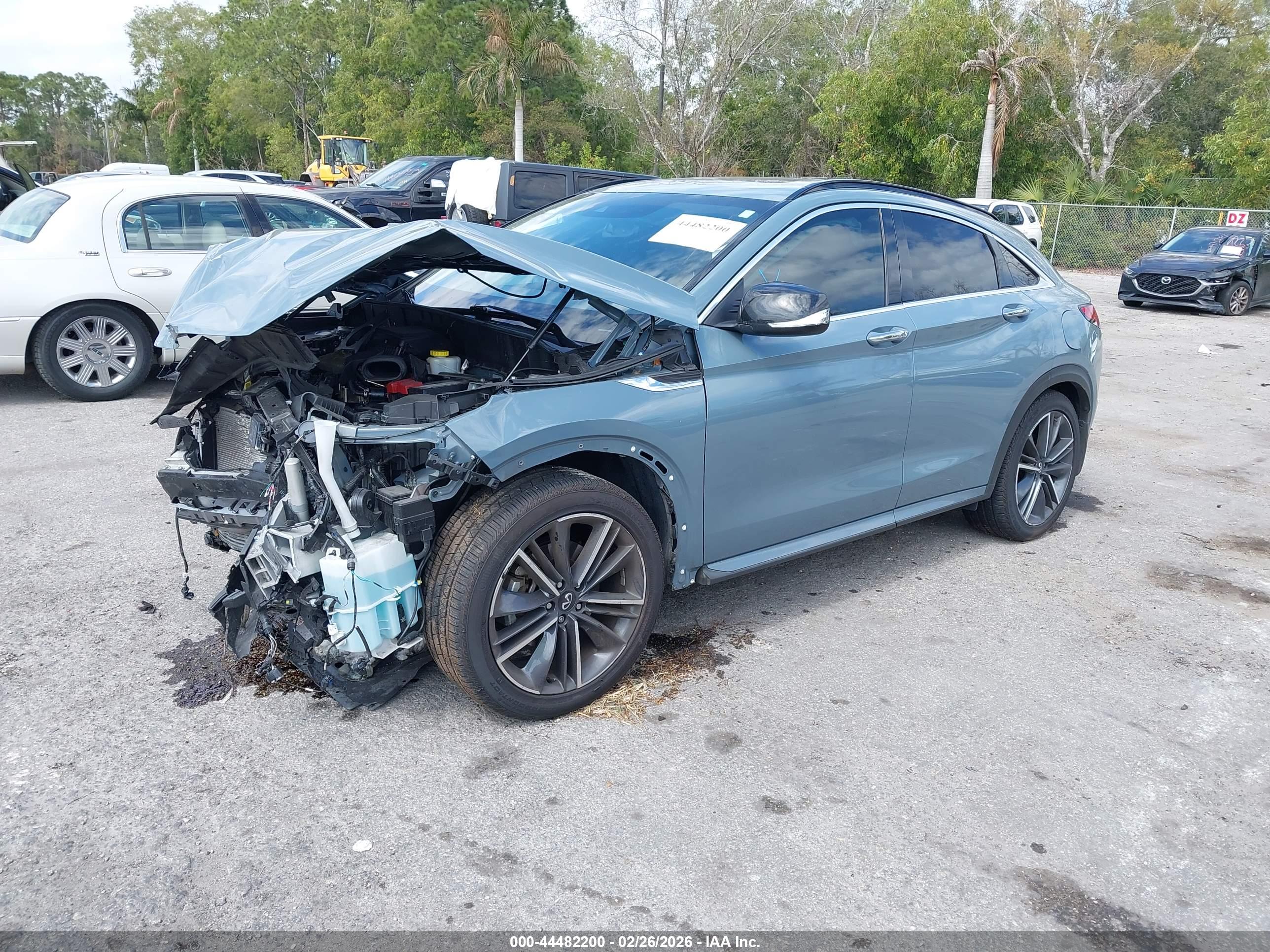 INFINITI QX55 image 2