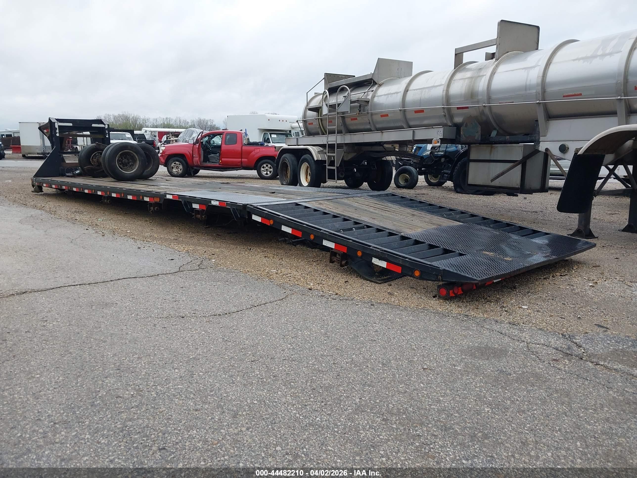 LOAD TRAIL image 3