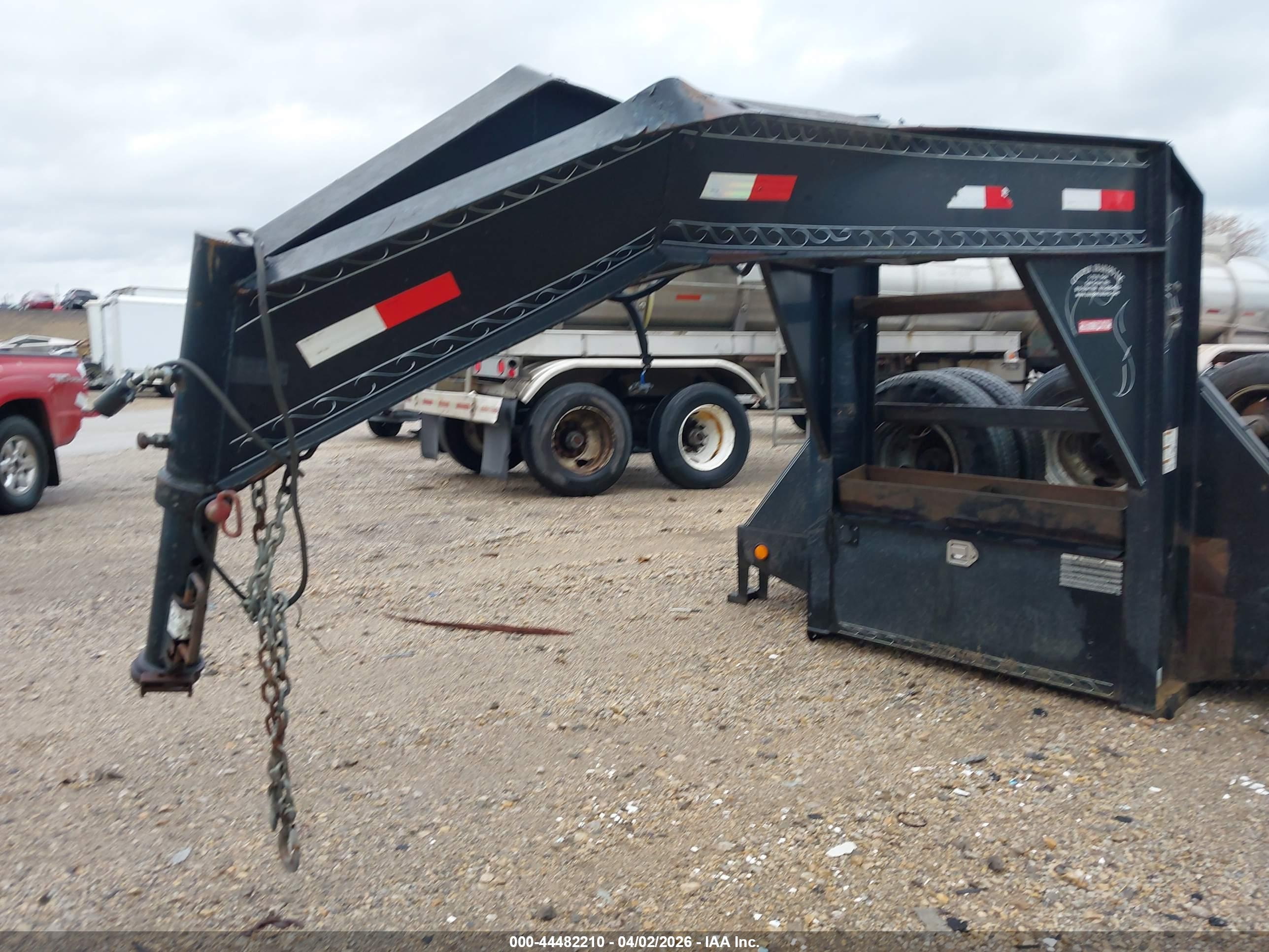 LOAD TRAIL image 7