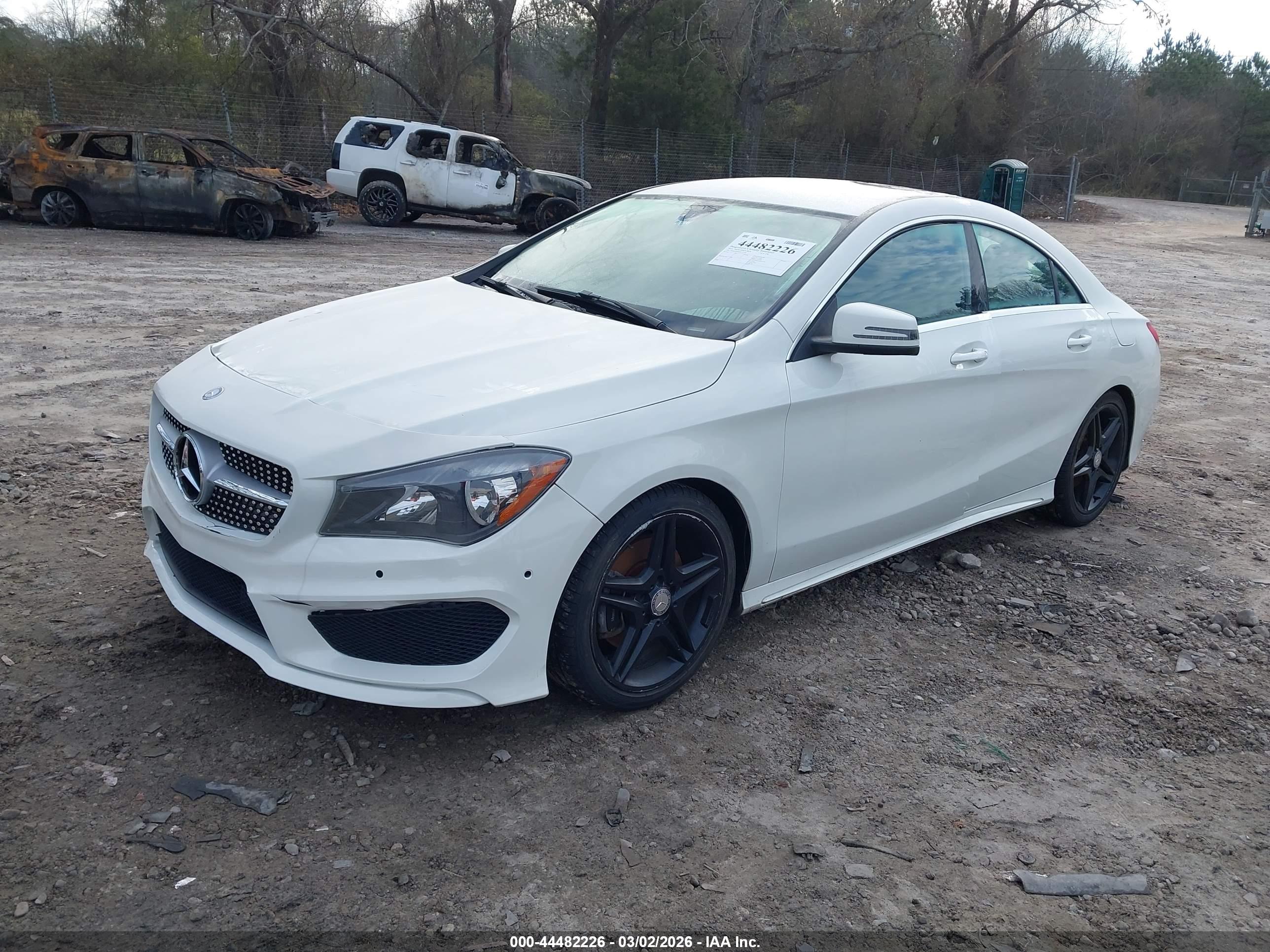 MERCEDES-BENZ CLA image 2