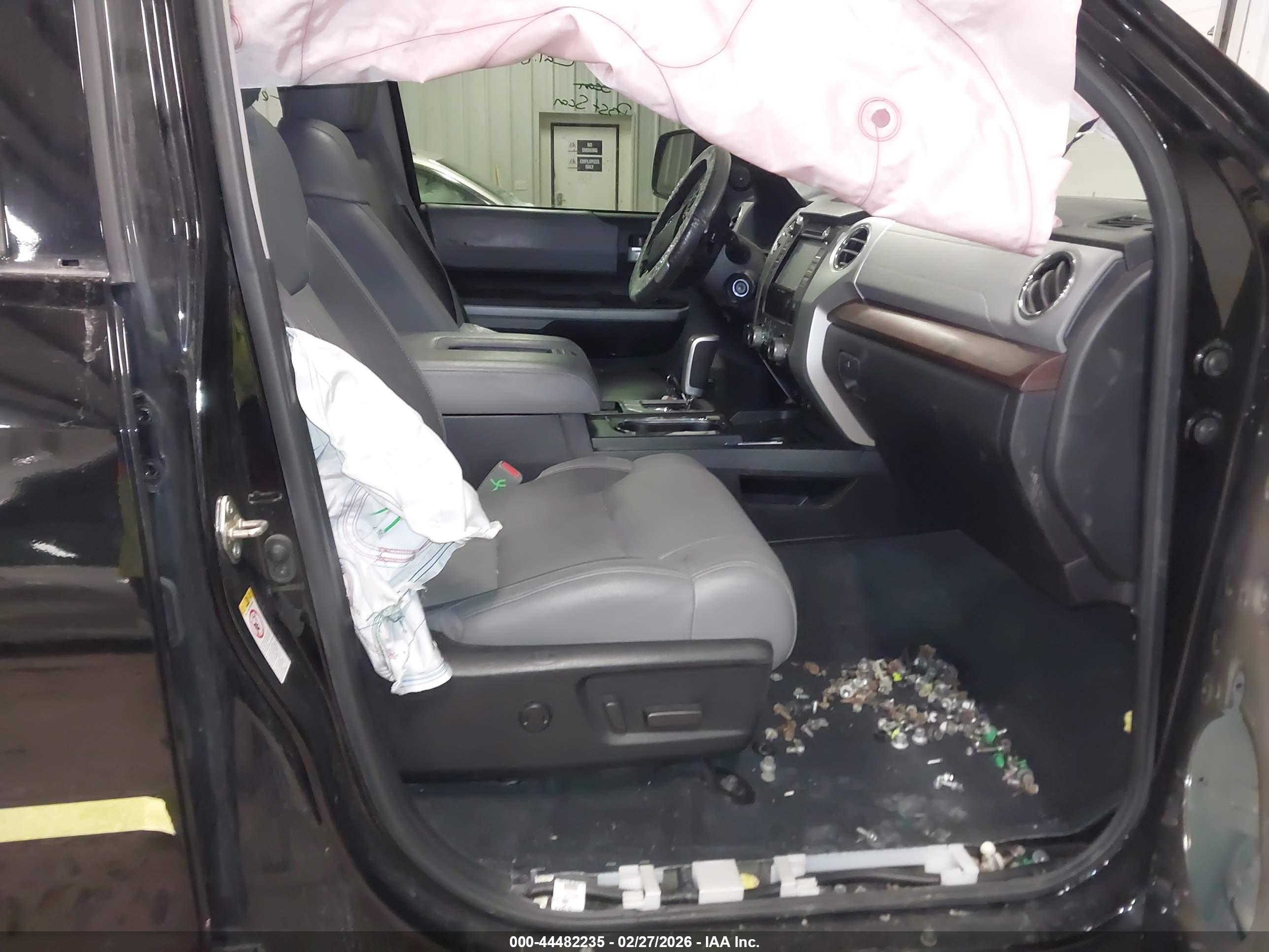 TOYOTA TUNDRA image 5