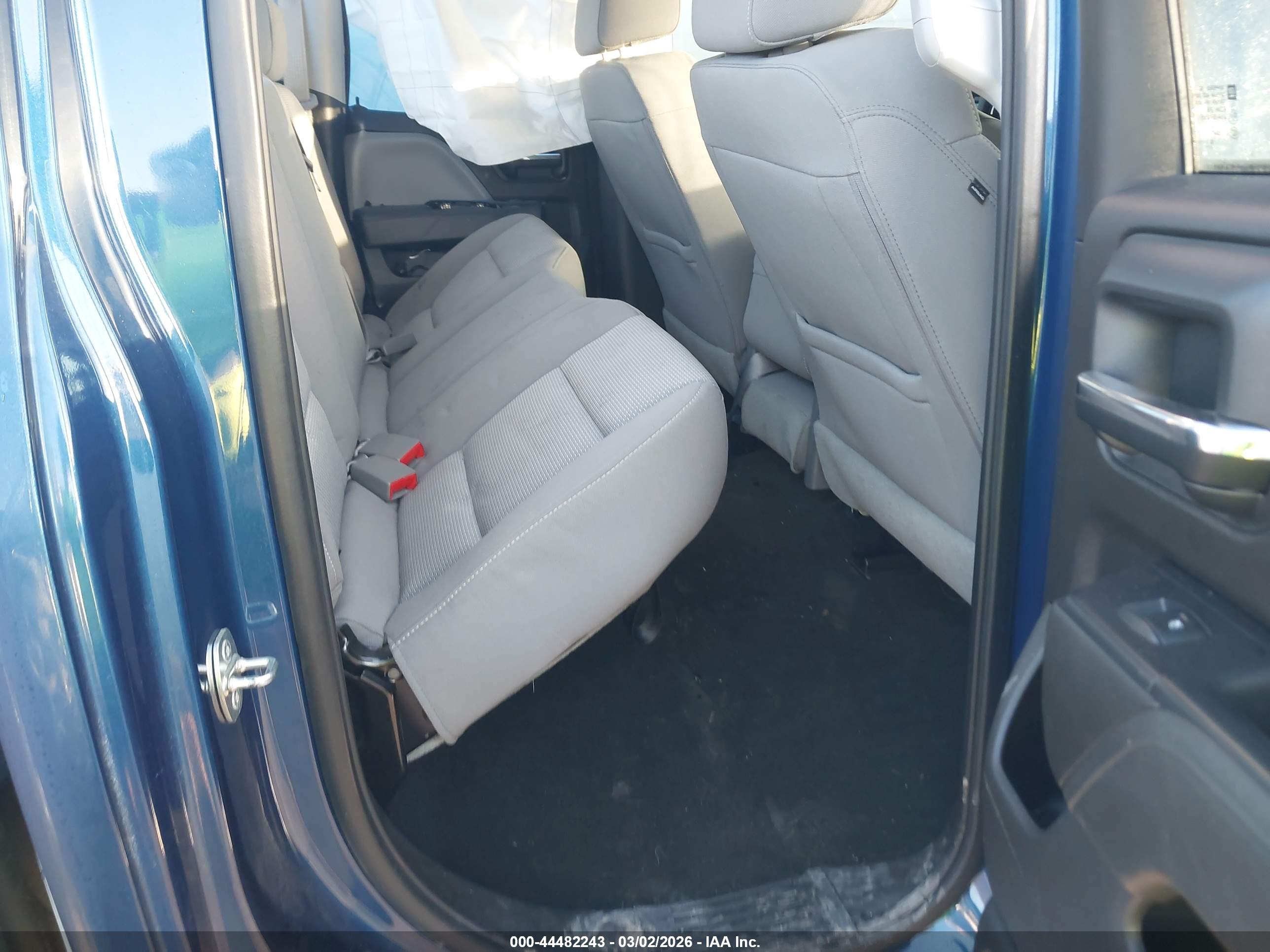 GMC SIERRA image 8