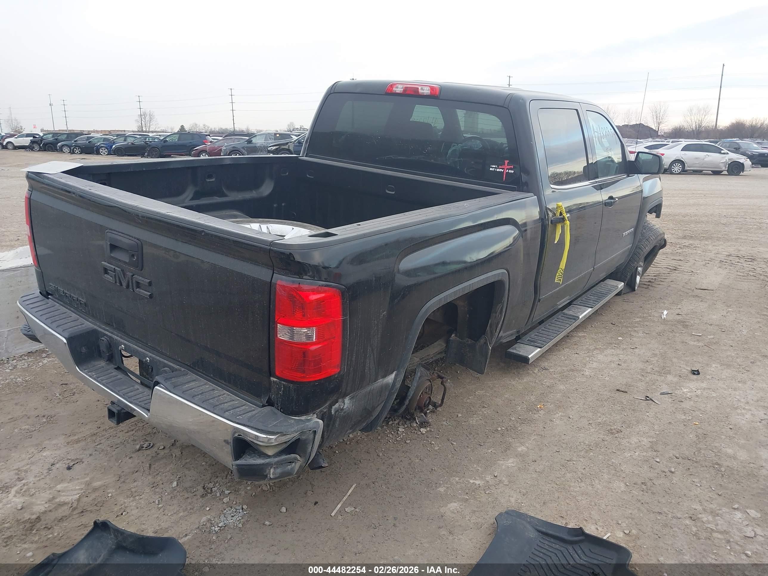 GMC SIERRA image 4