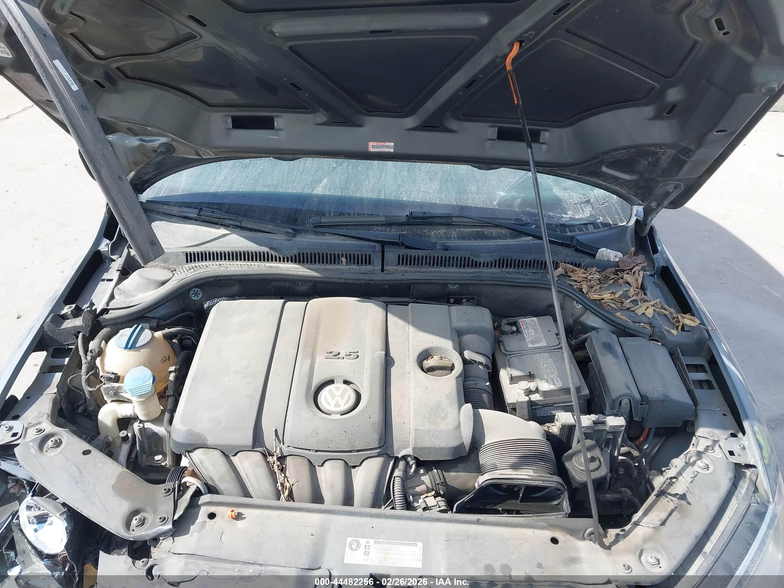 VOLKSWAGEN JETTA image 10