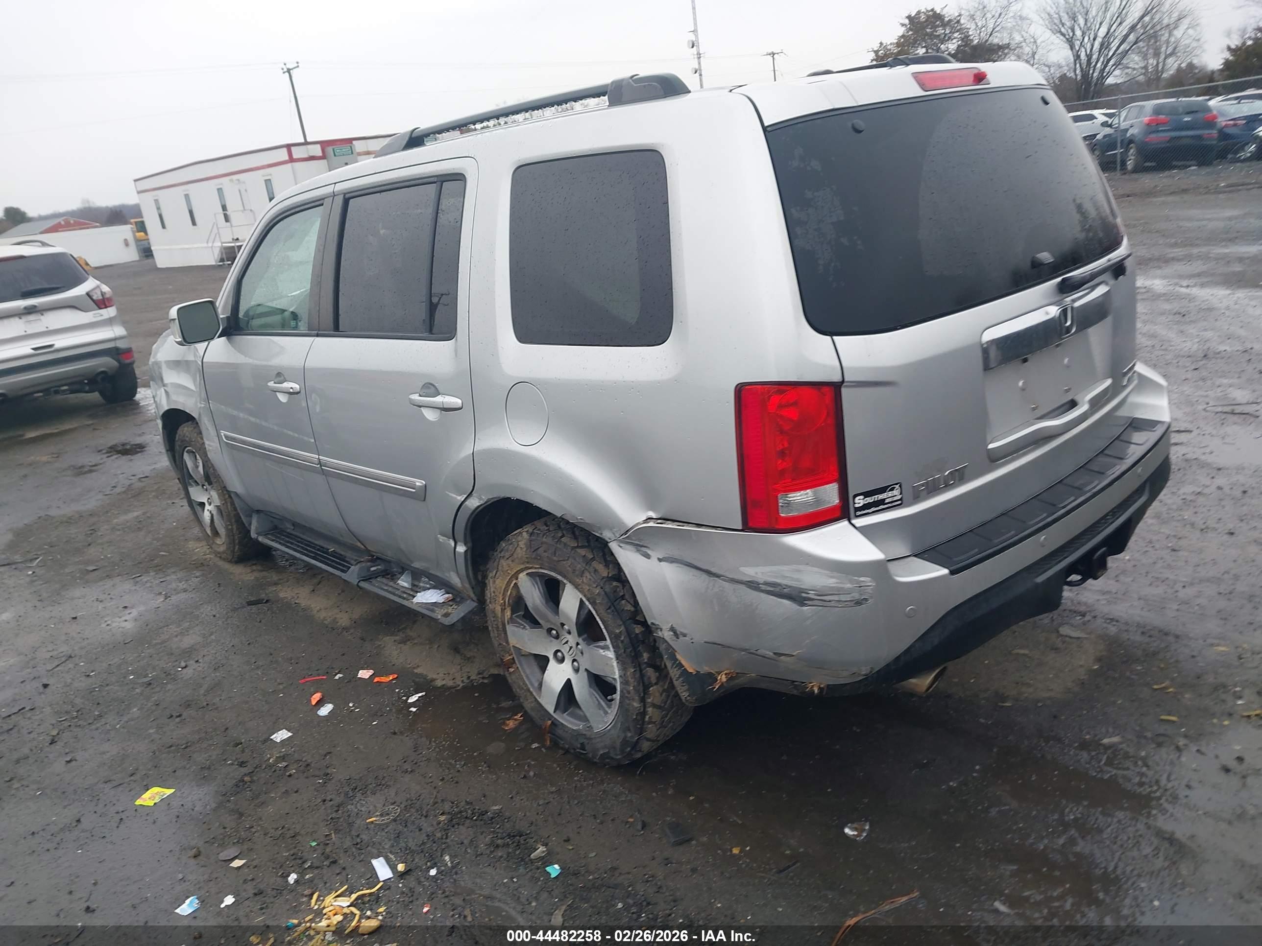 HONDA PILOT image 3