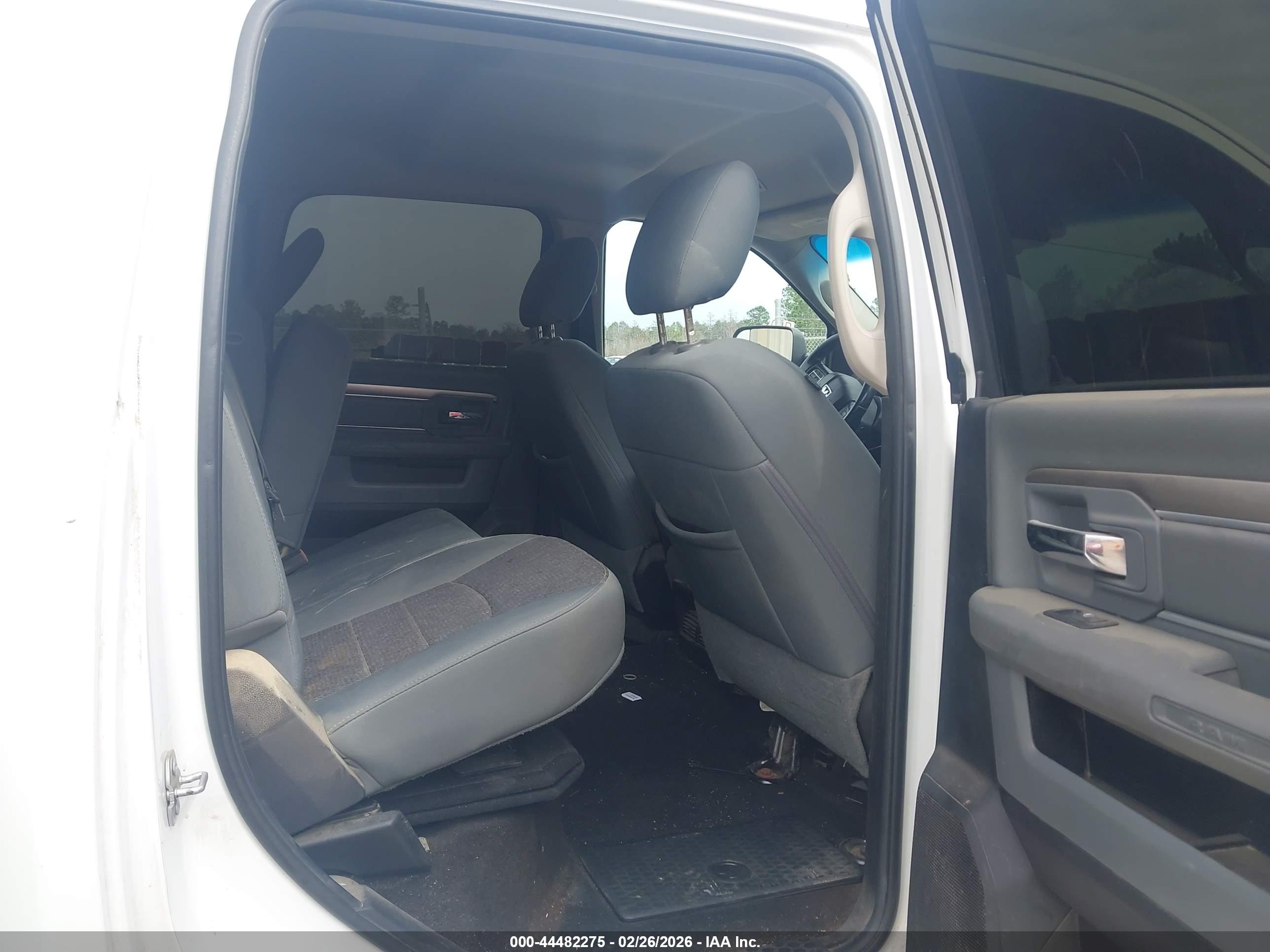 RAM 3500 image 7