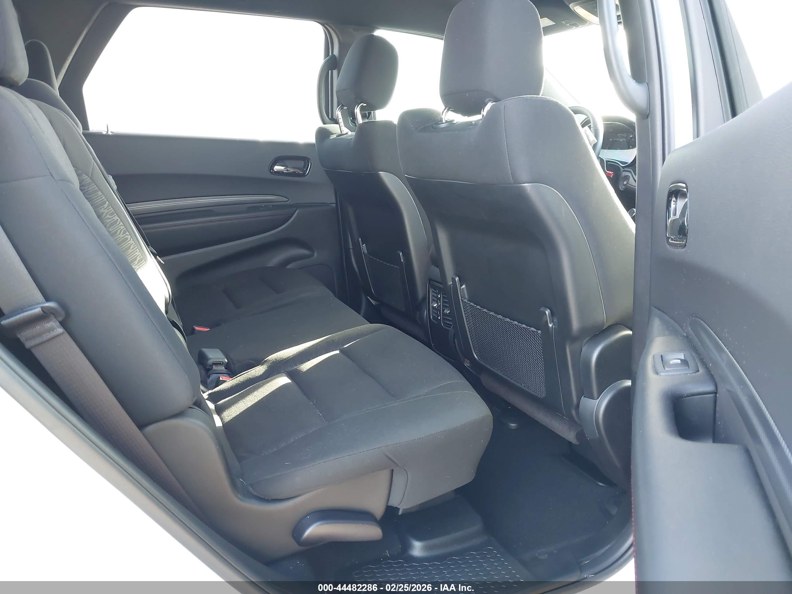 DODGE DURANGO image 8