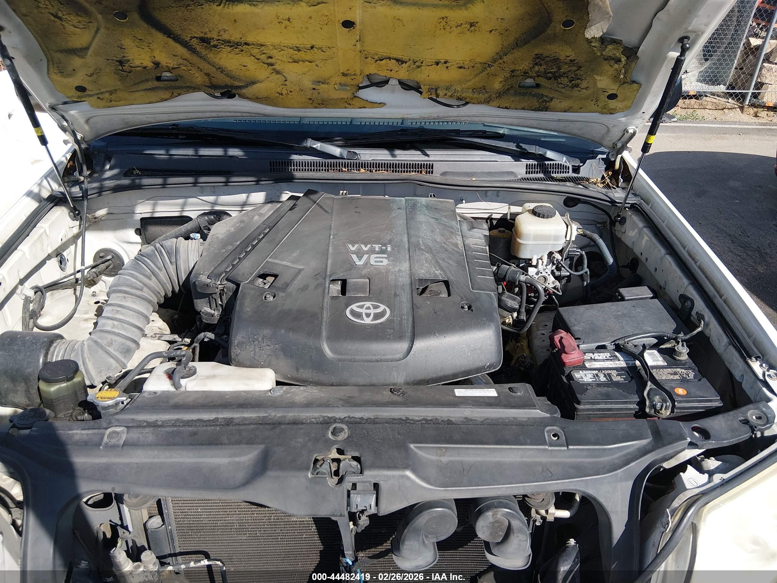 TOYOTA 4RUNNER image 10