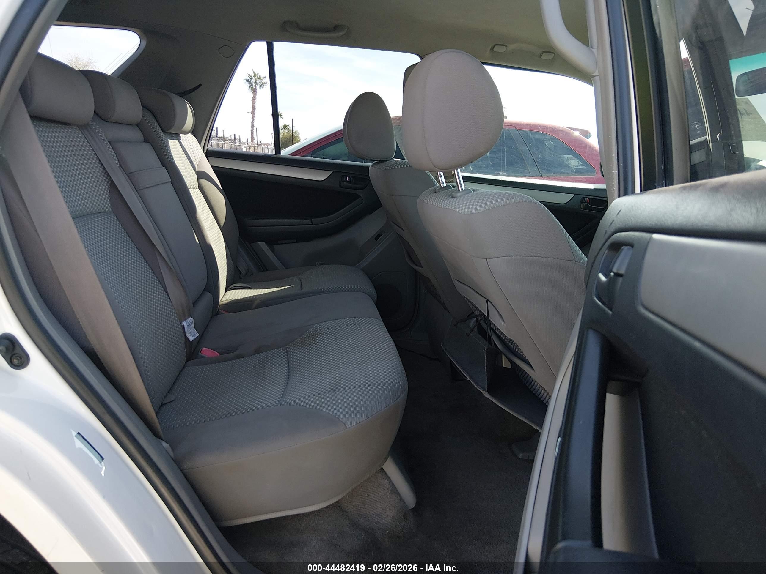 TOYOTA 4RUNNER image 8