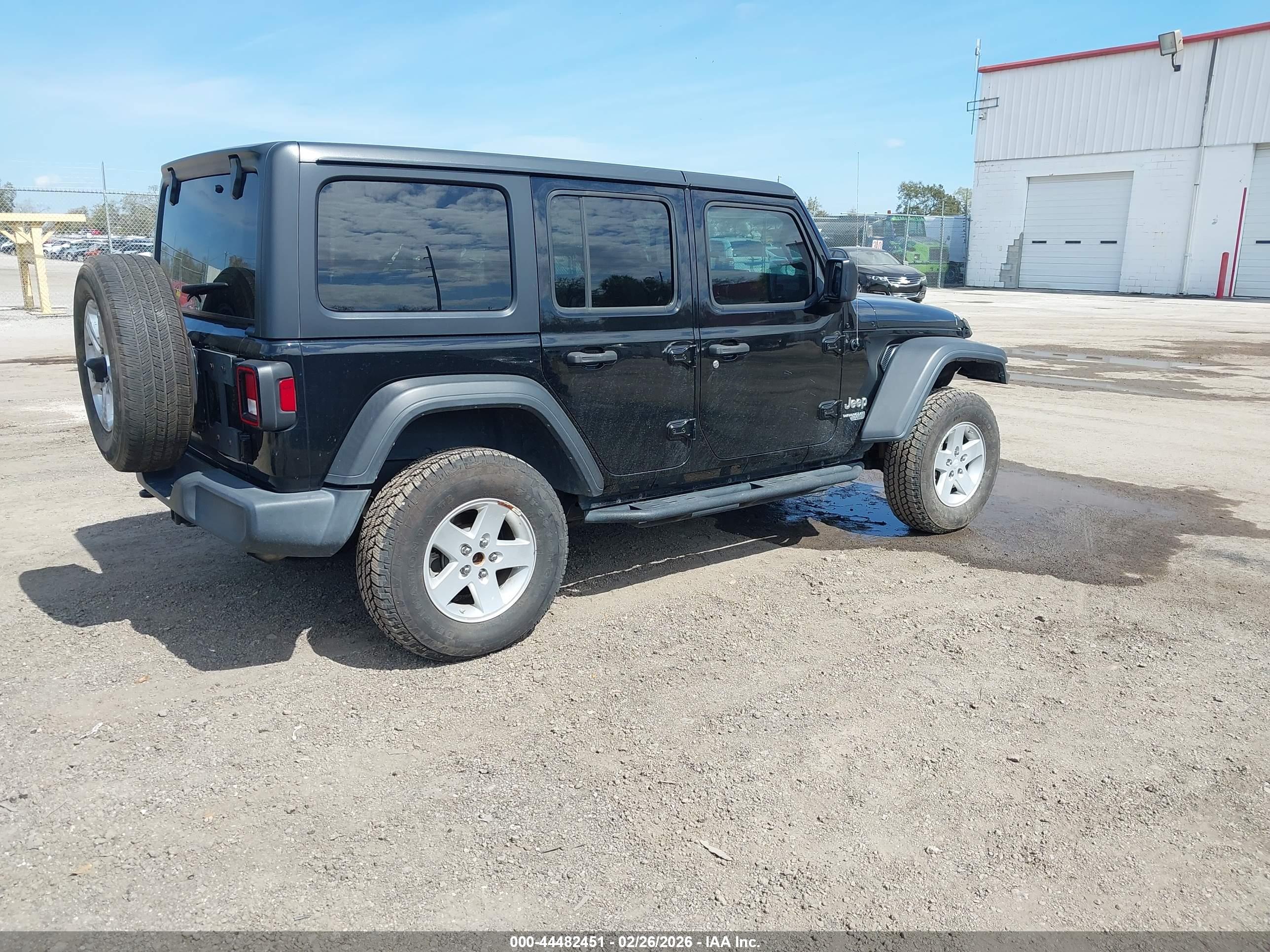 JEEP WRANGLER image 4