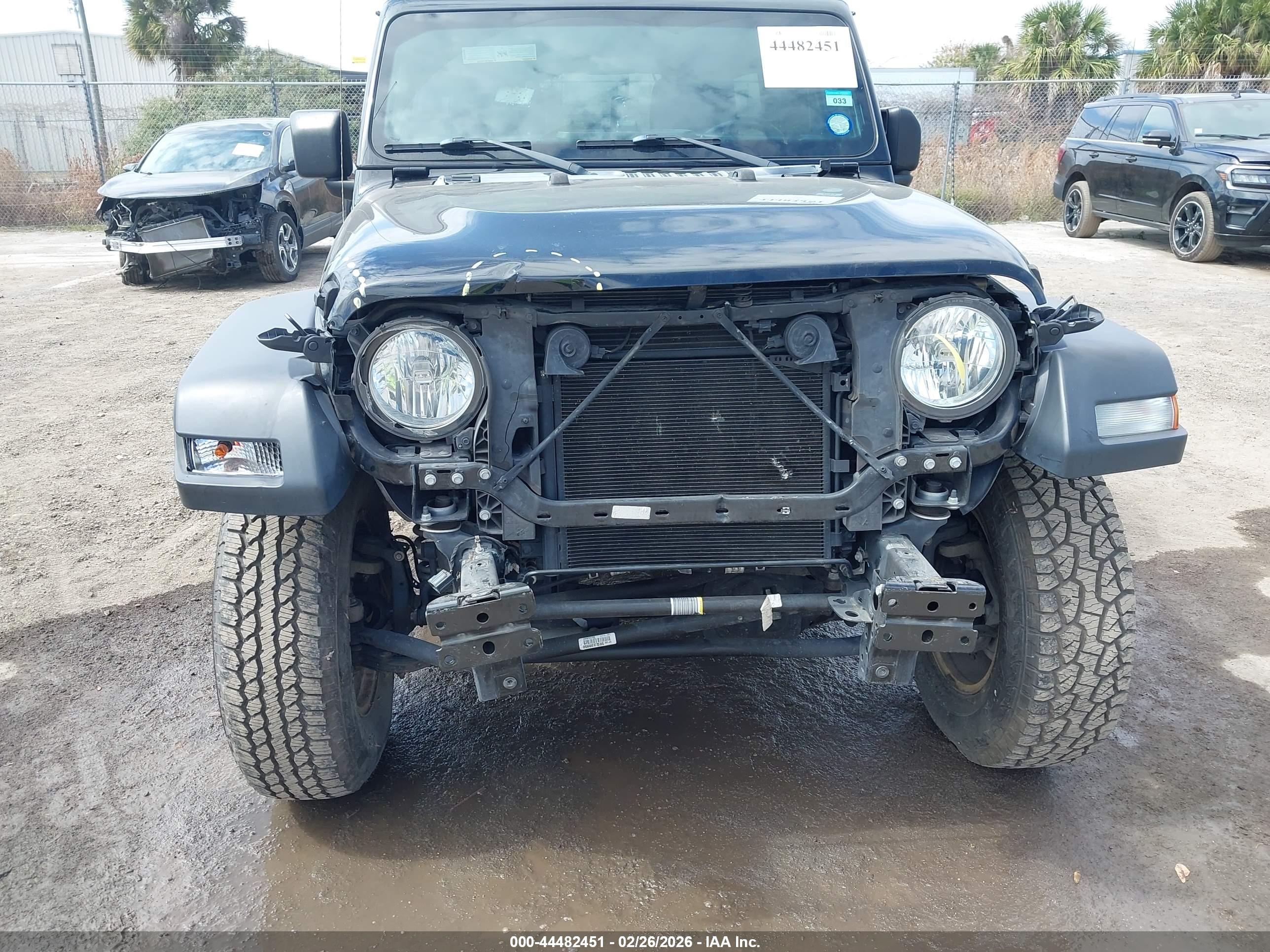 JEEP WRANGLER image 6