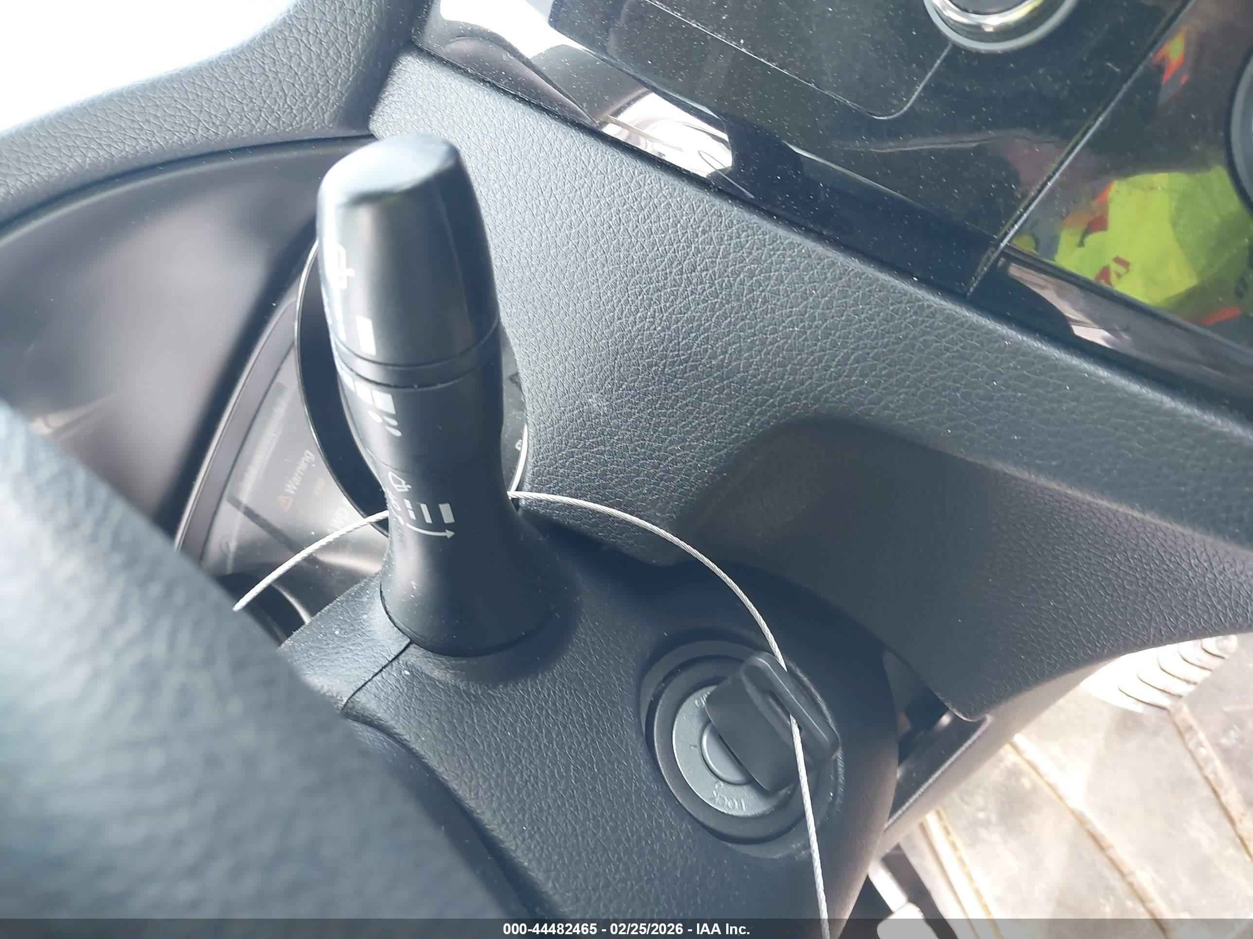 NISSAN ROGUE image 11