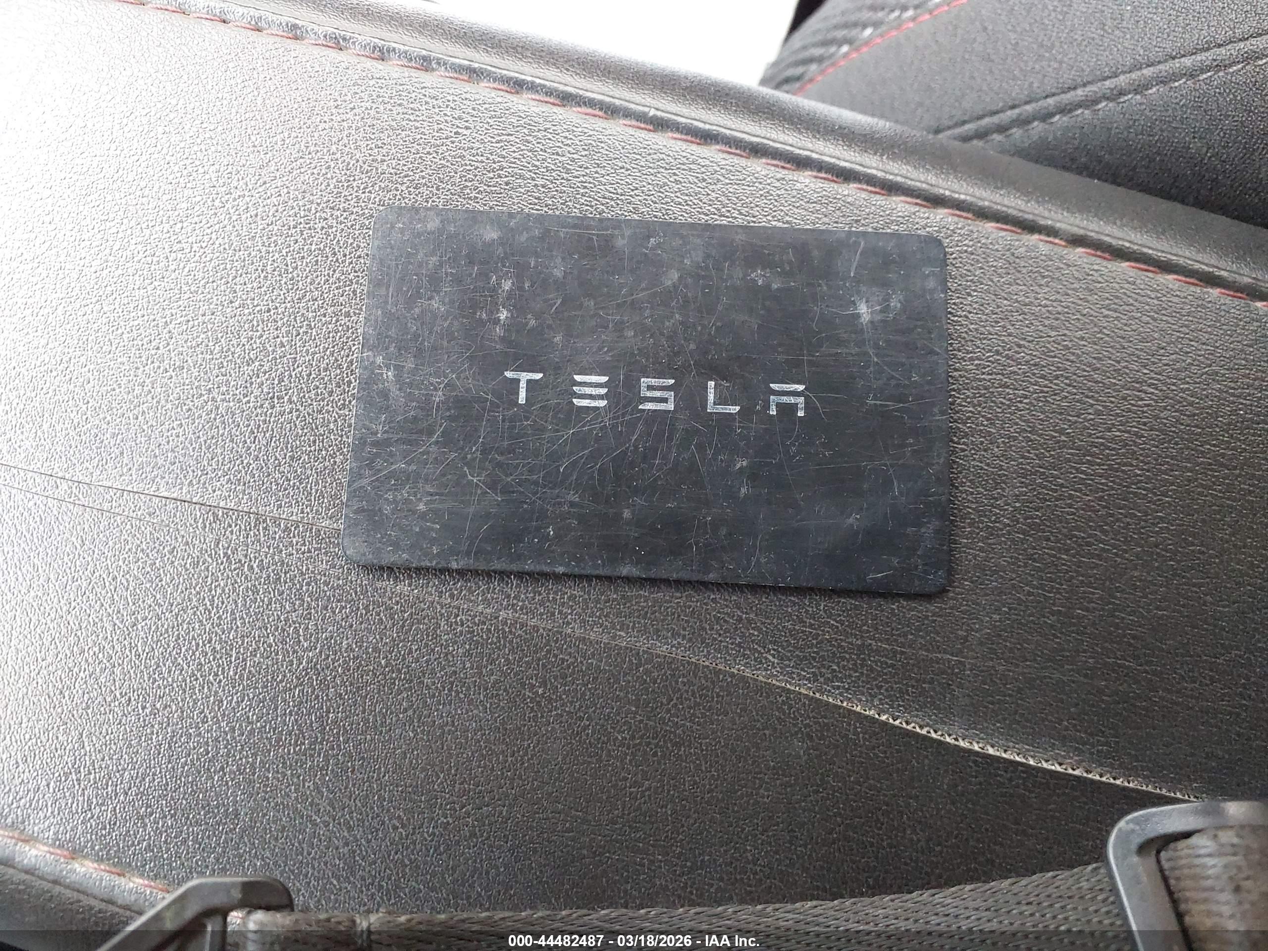 TESLA MODEL image 11