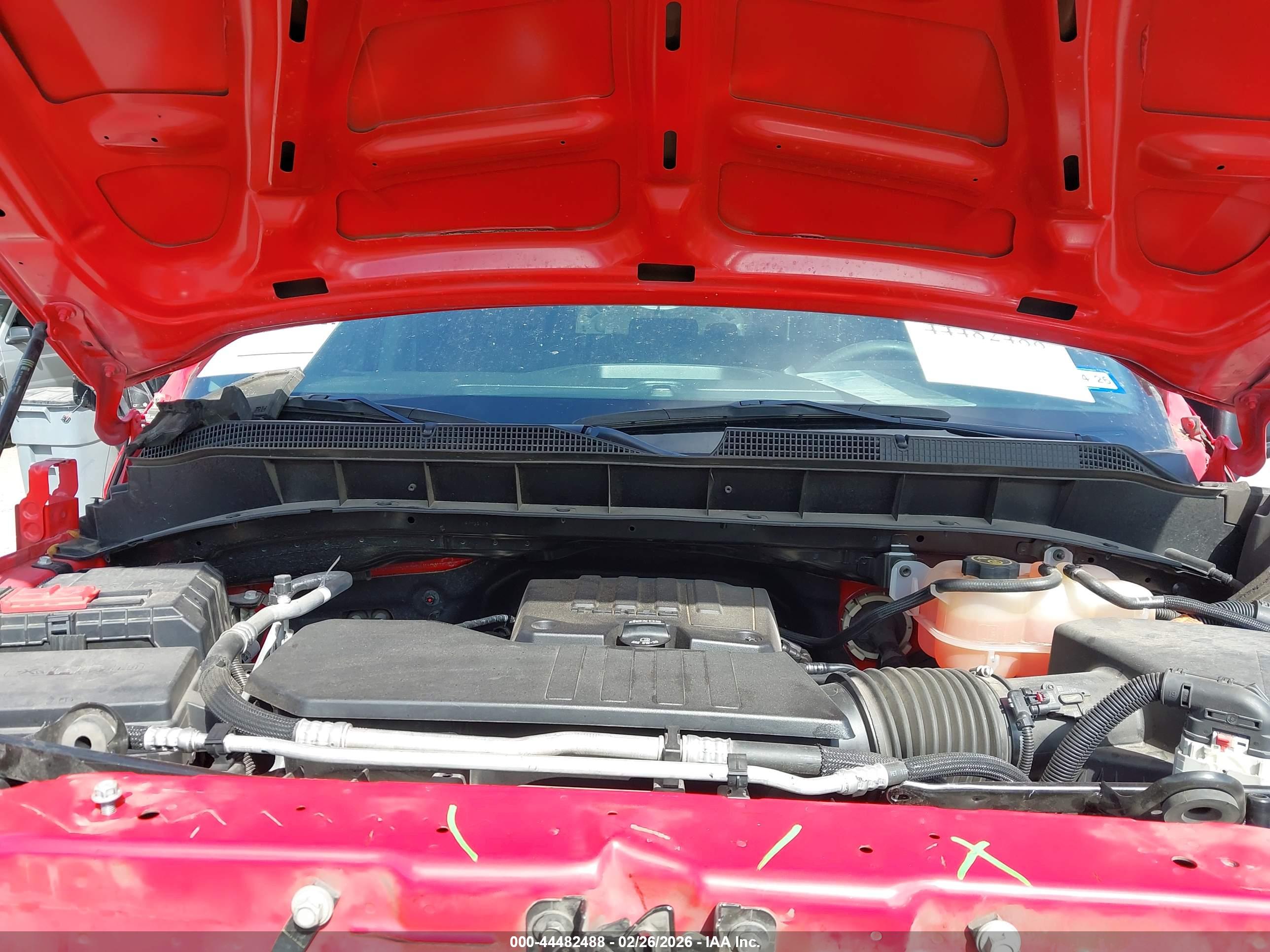 CHEVROLET SILVERADO image 10