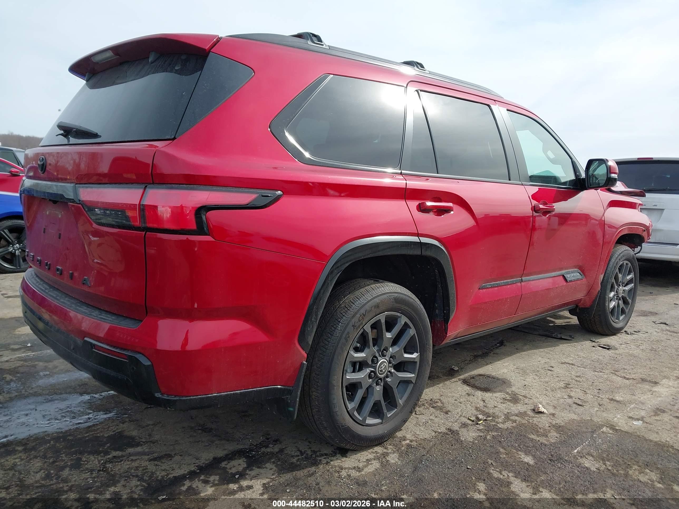 TOYOTA SEQUOIA image 4