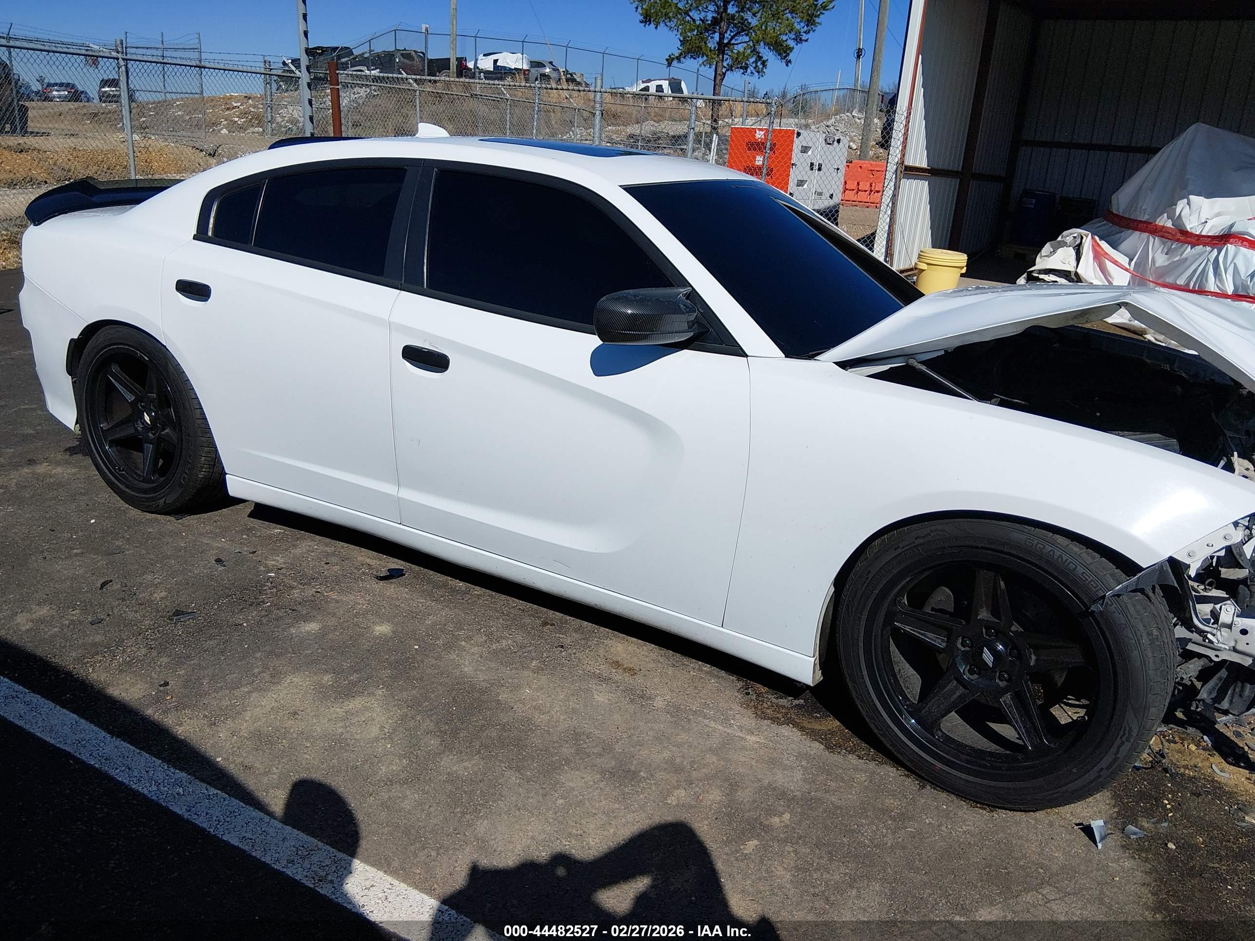 DODGE CHARGER image 5