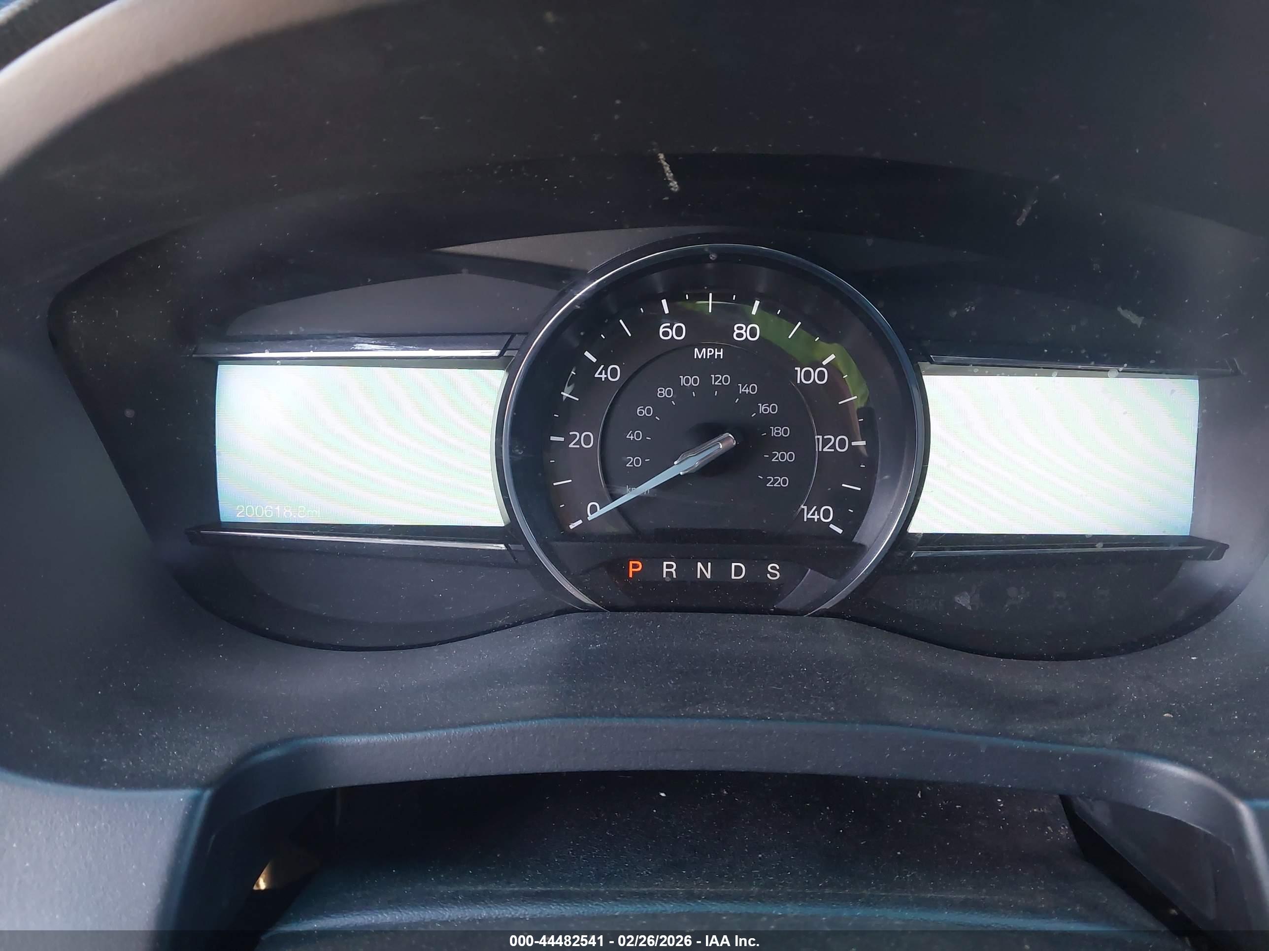 FORD EXPLORER image 7