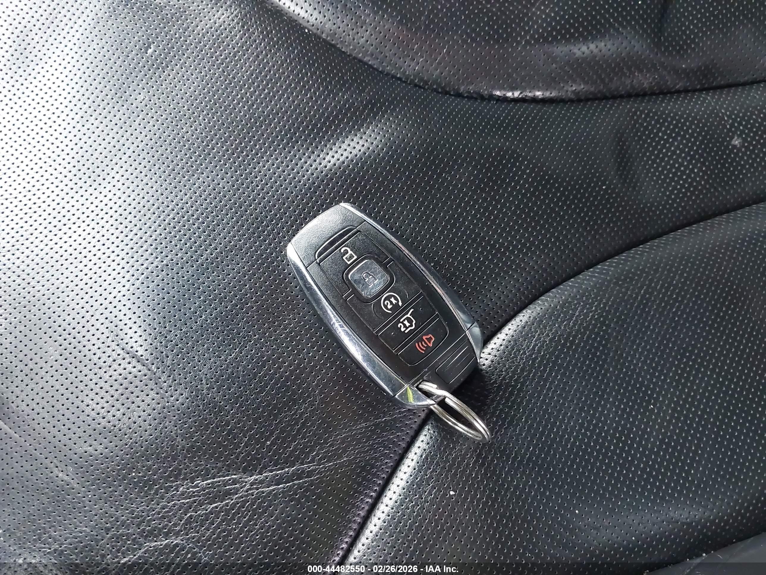 LINCOLN MKC image 11