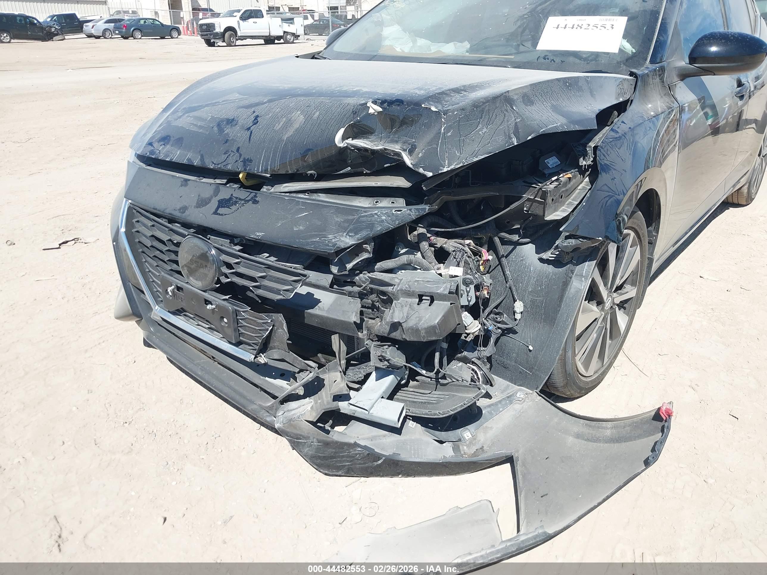 NISSAN SENTRA image 6