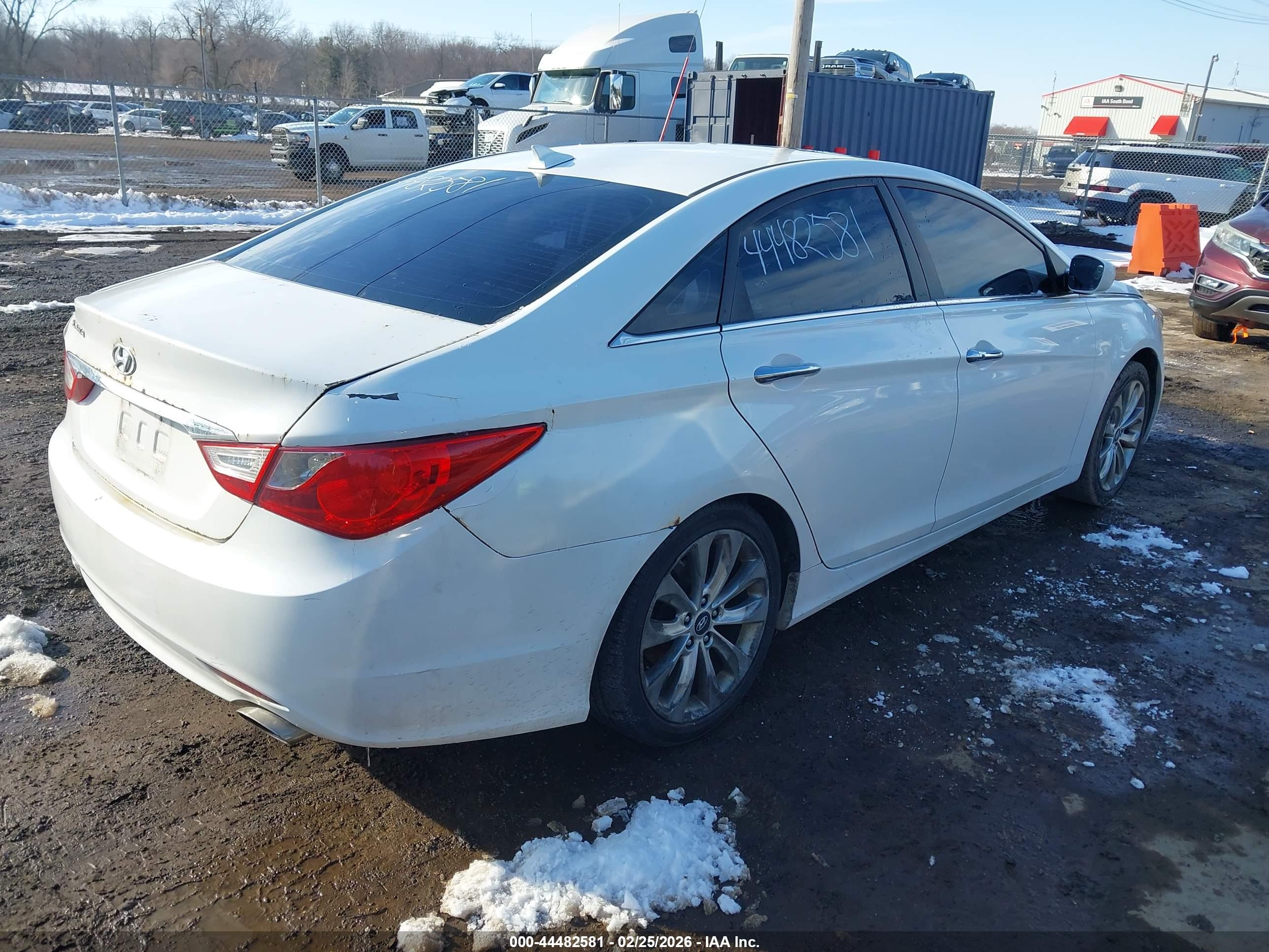HYUNDAI SONATA image 4