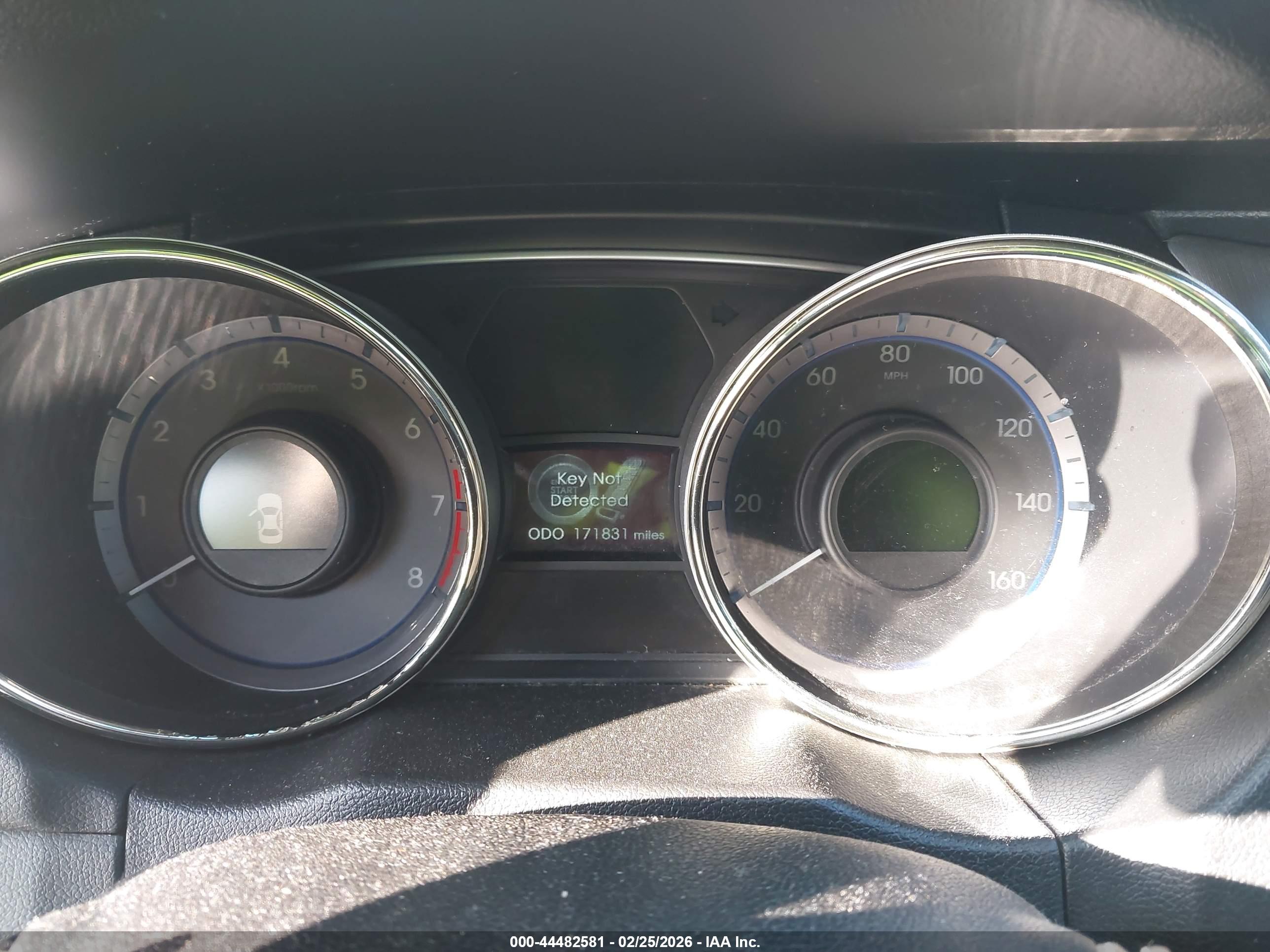 HYUNDAI SONATA image 7