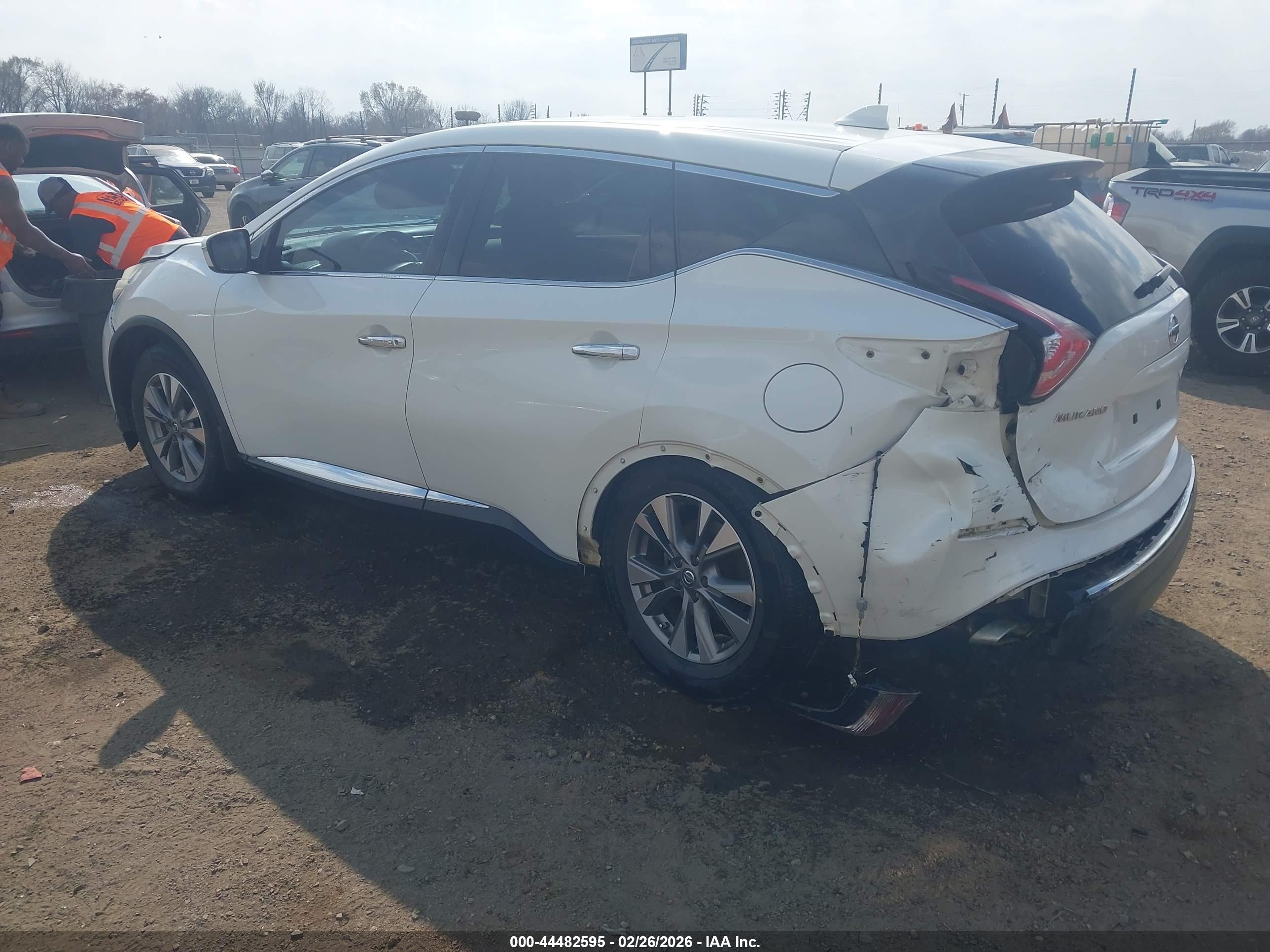 NISSAN MURANO image 3