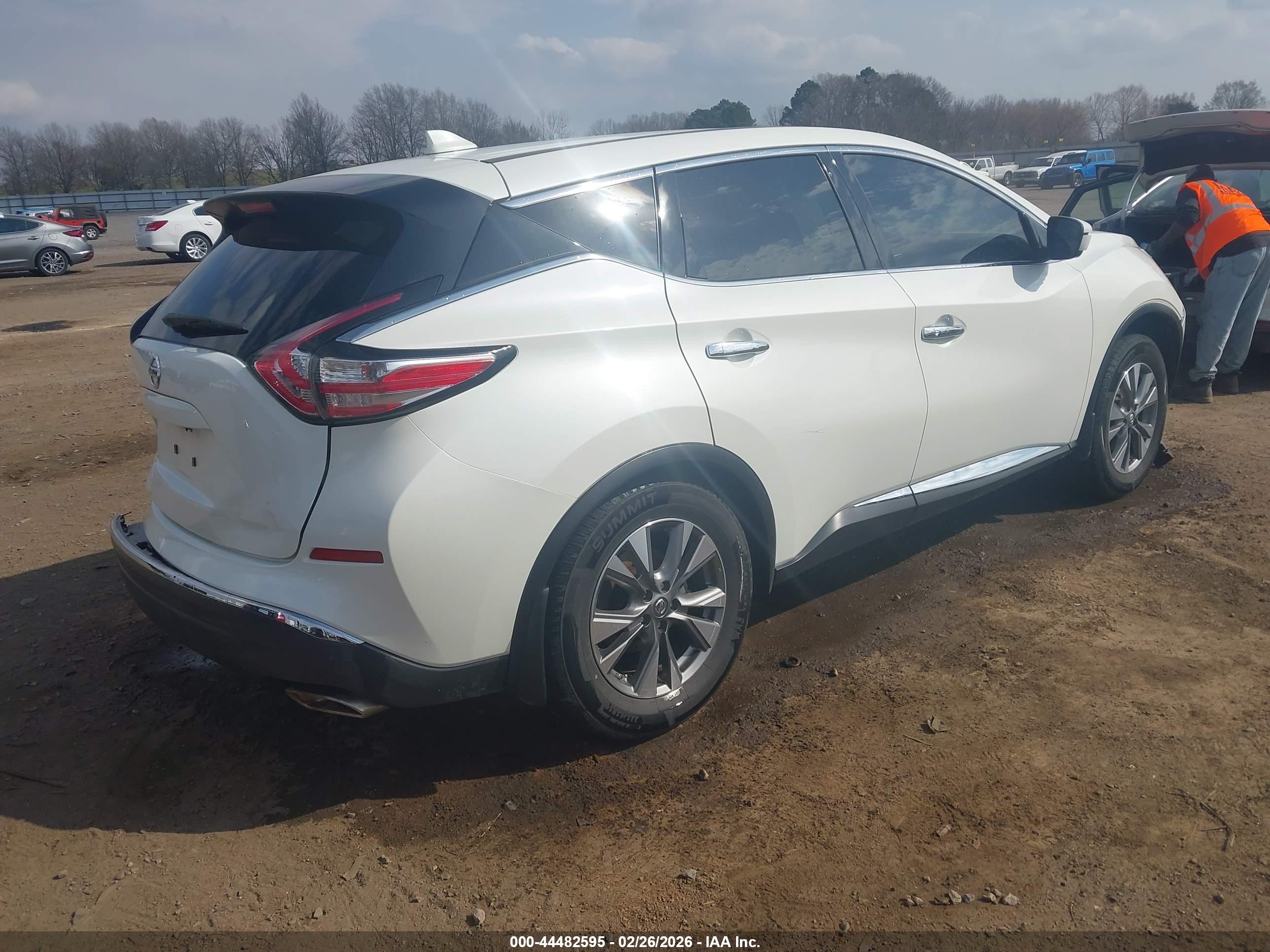 NISSAN MURANO image 4