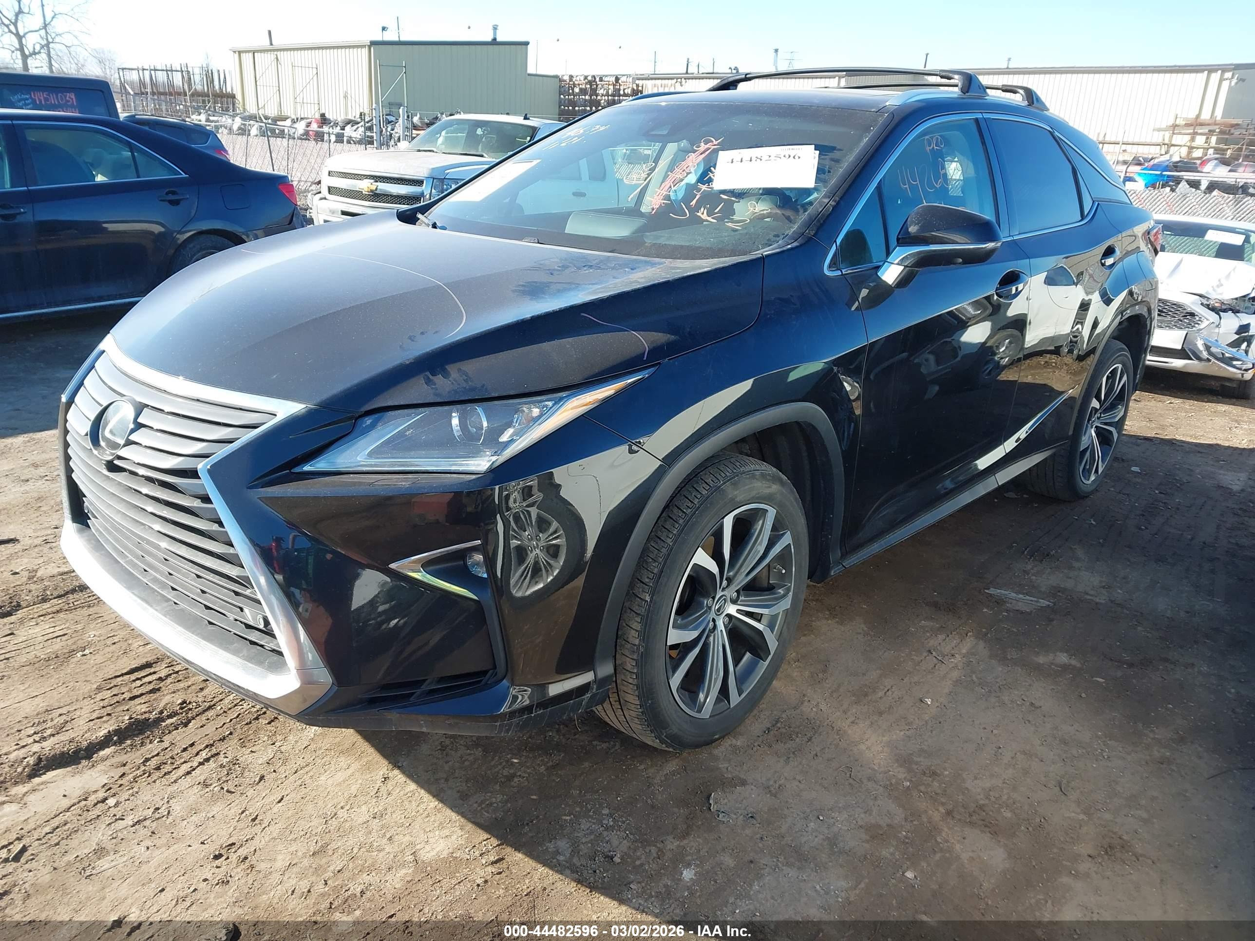 LEXUS RX image 2