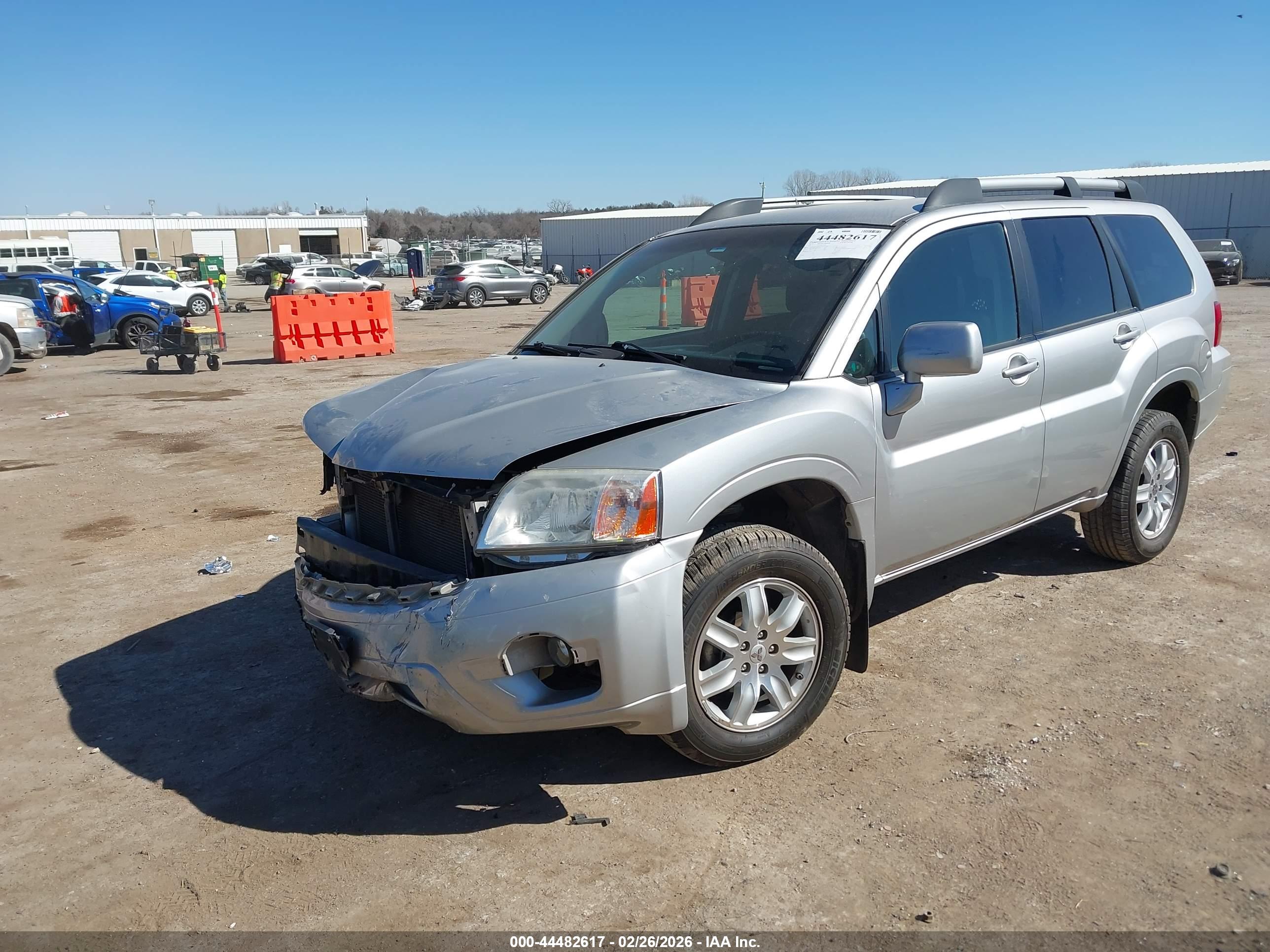MITSUBISHI ENDEAVOR image 2
