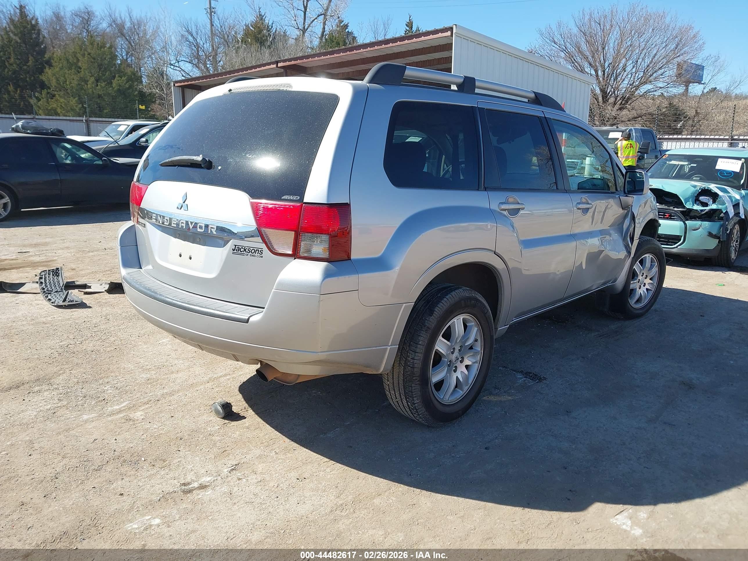 MITSUBISHI ENDEAVOR image 4