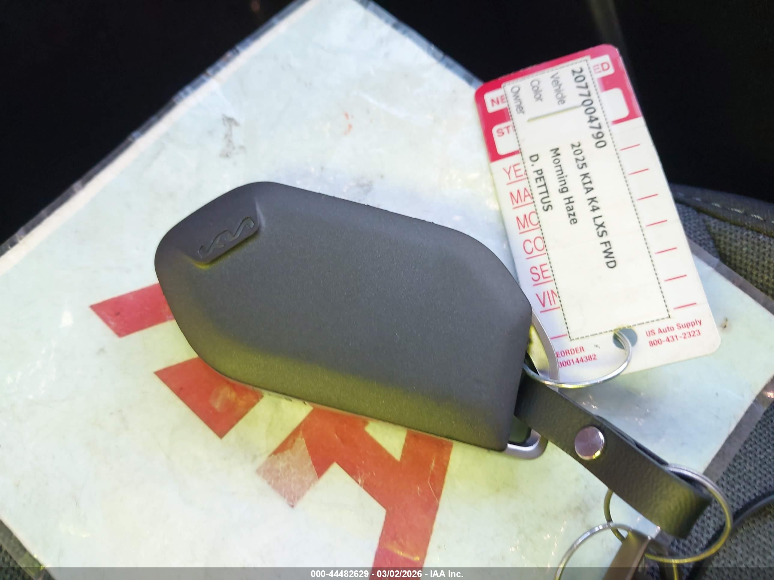 KIA K4 image 11