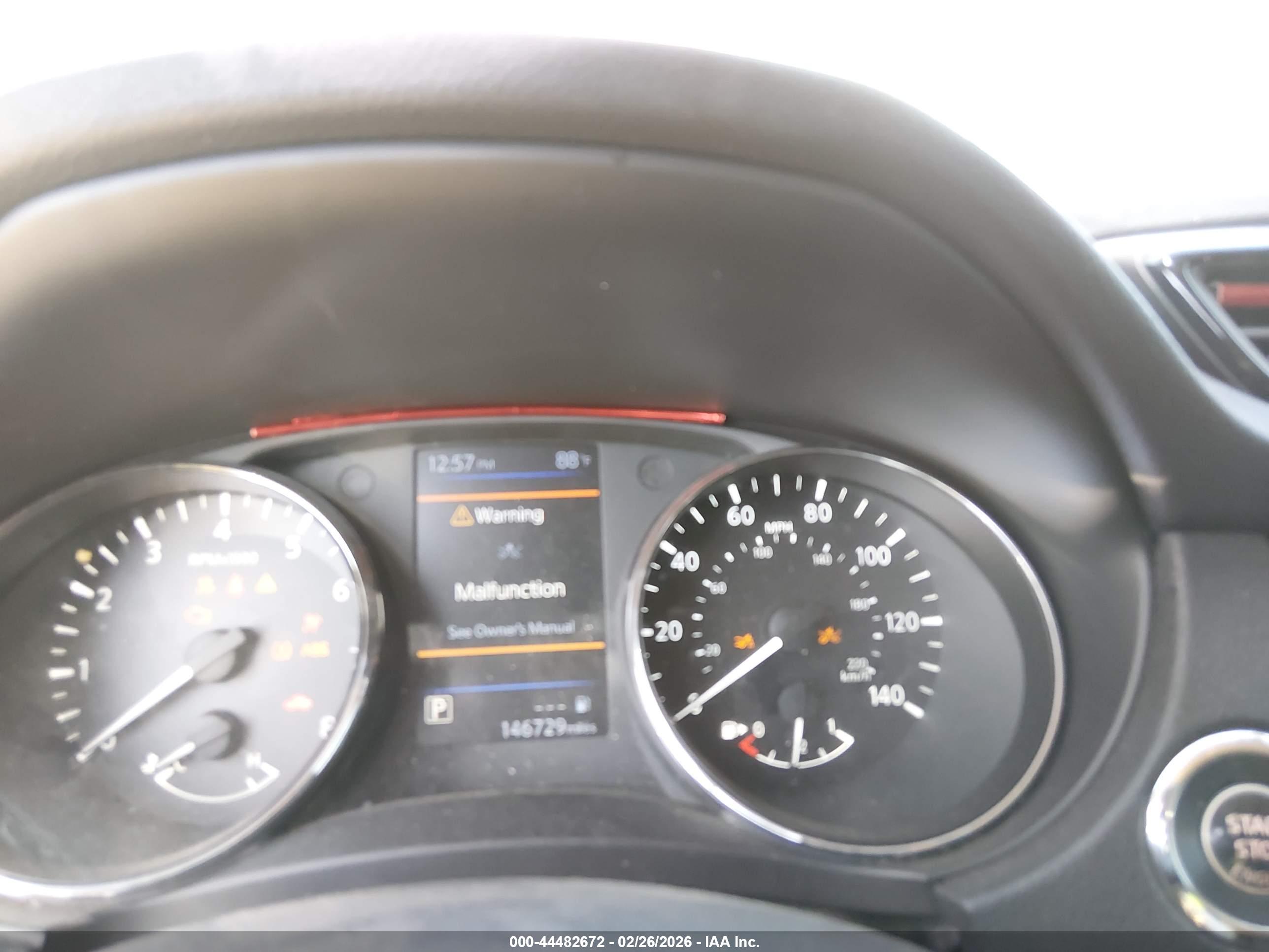 NISSAN ROGUE image 7