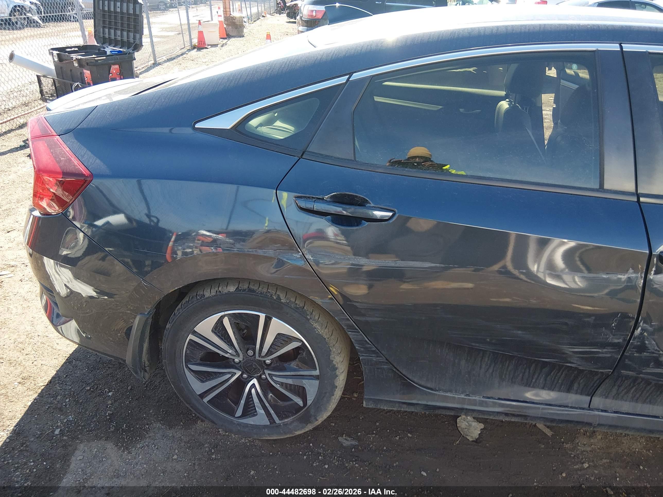 HONDA CIVIC image 6