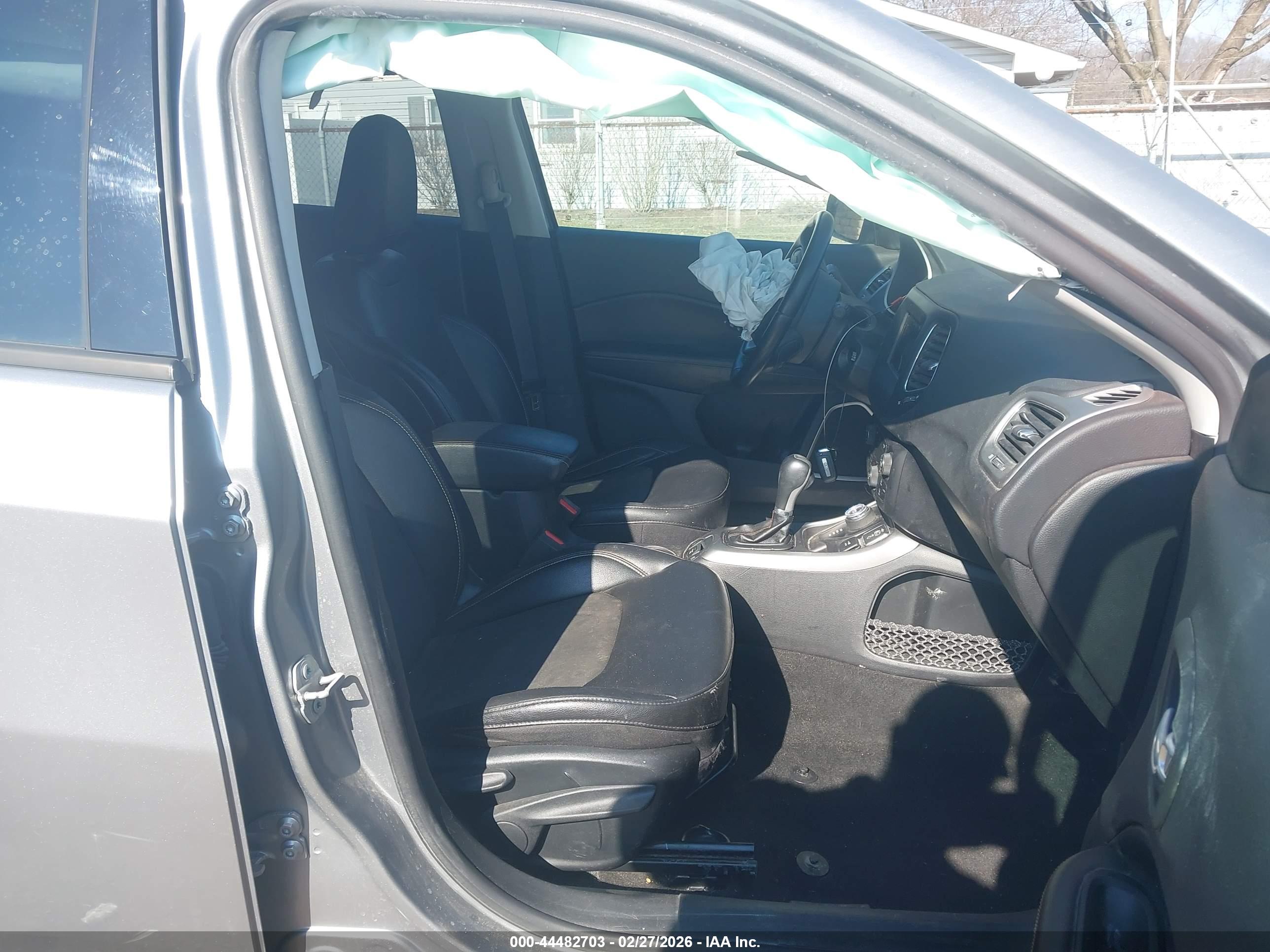 JEEP COMPASS image 5