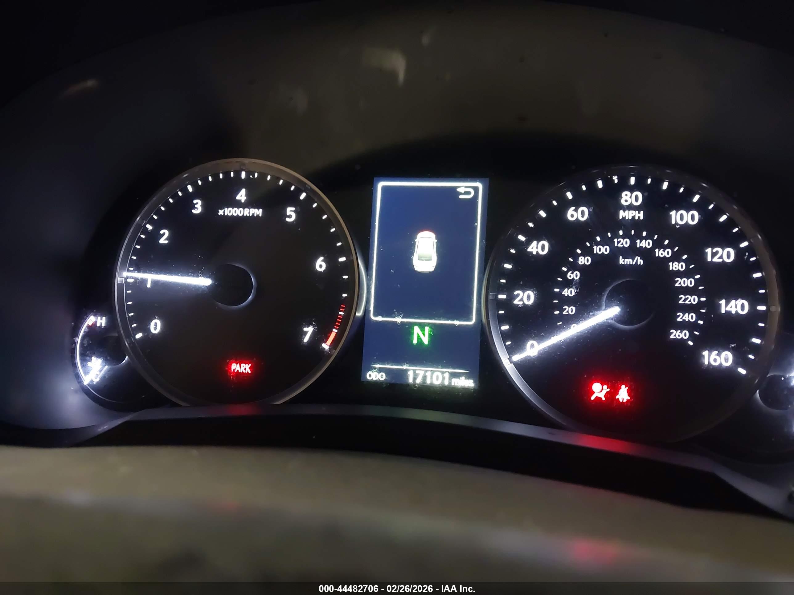 LEXUS IS image 7