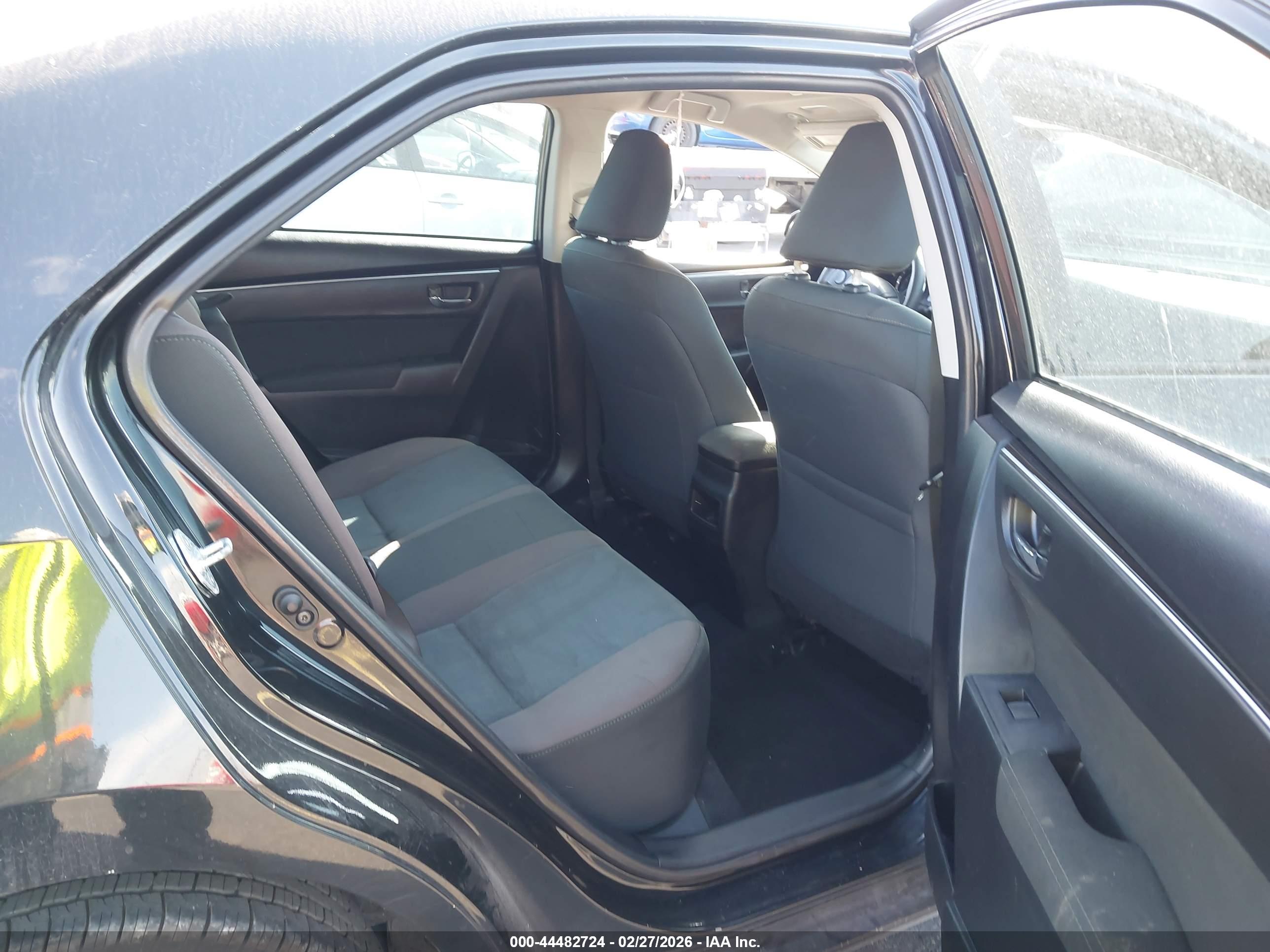TOYOTA COROLLA image 8