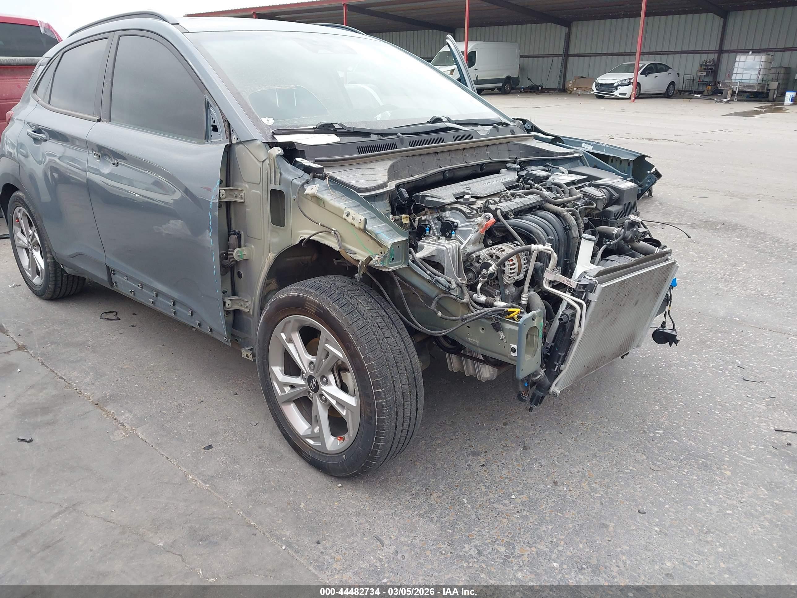 HYUNDAI KONA image 6