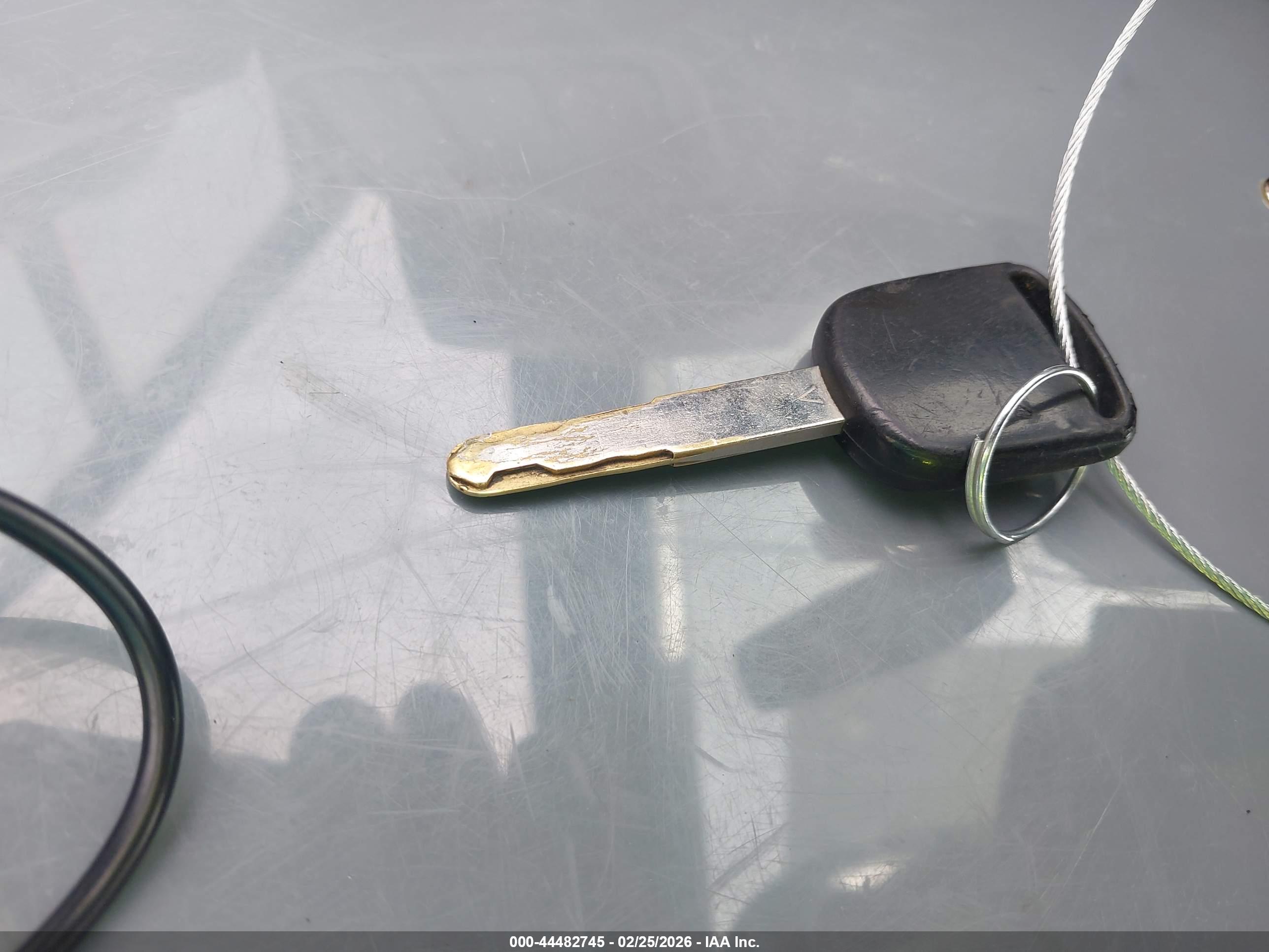 HONDA INSIGHT image 11