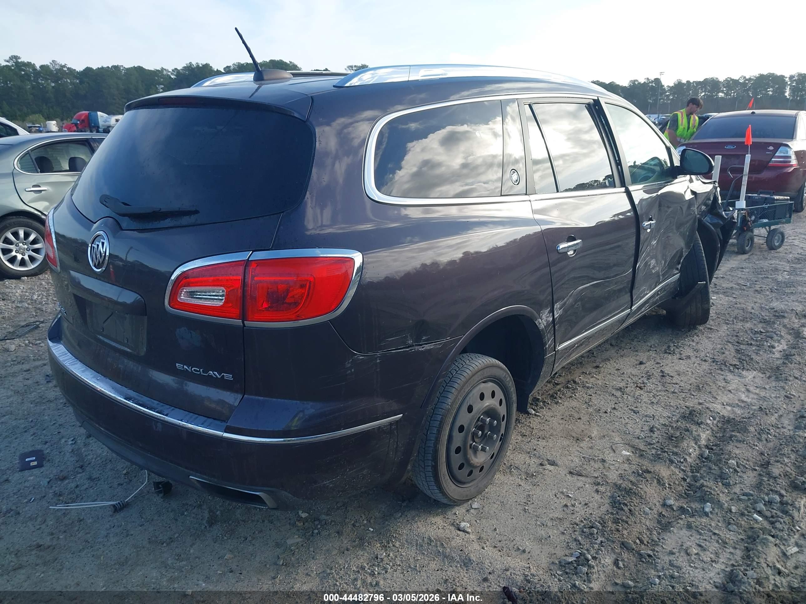 BUICK ENCLAVE image 4