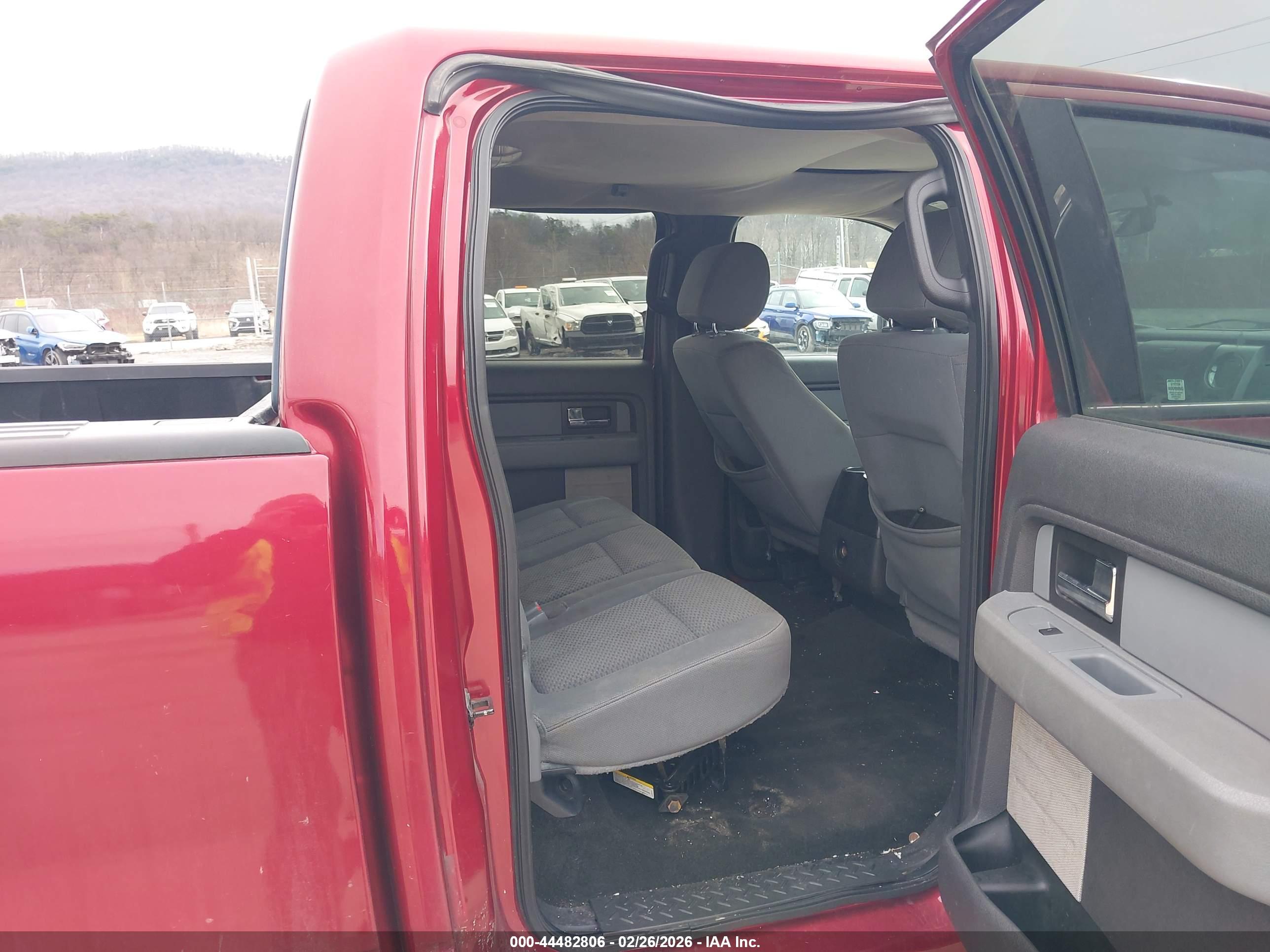 FORD F-150 image 8