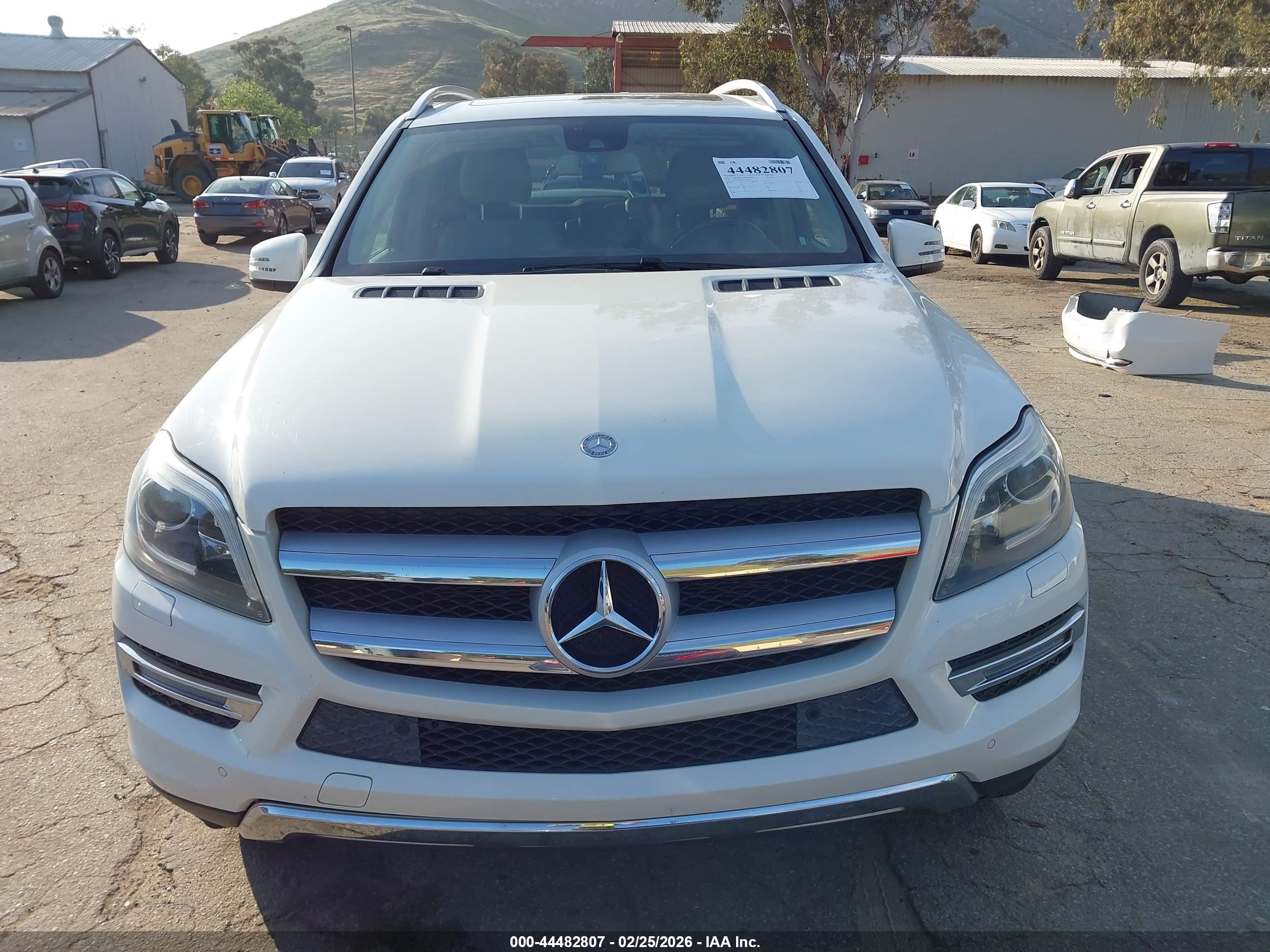 MERCEDES-BENZ GL image 6