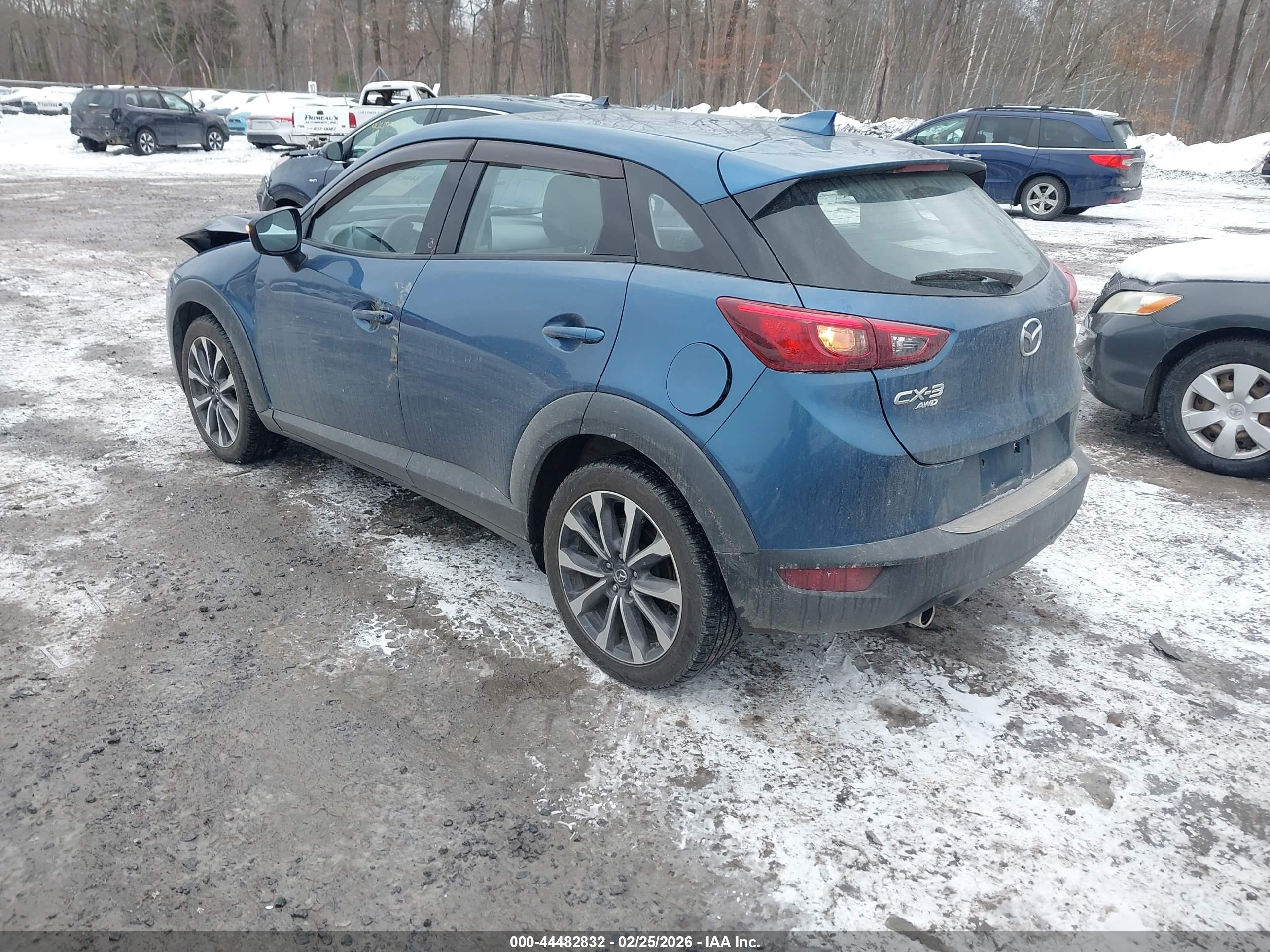 MAZDA CX-3 image 3