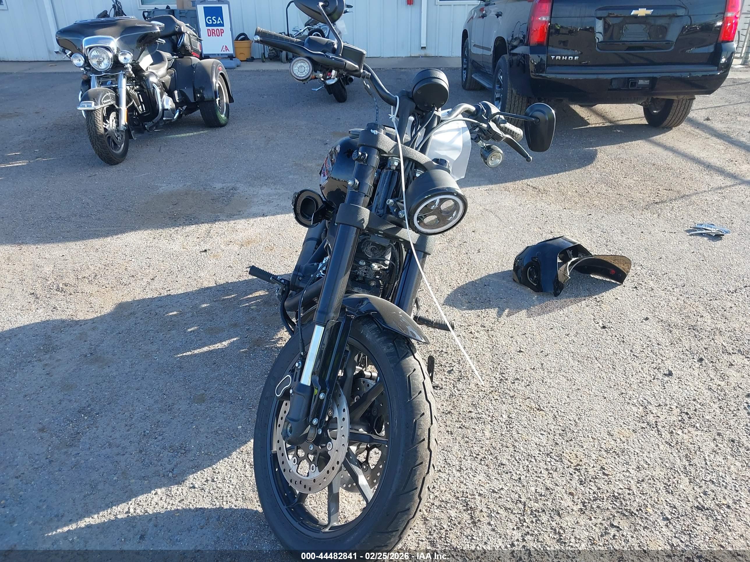 HARLEY-DAVIDSON FXLRS image 5