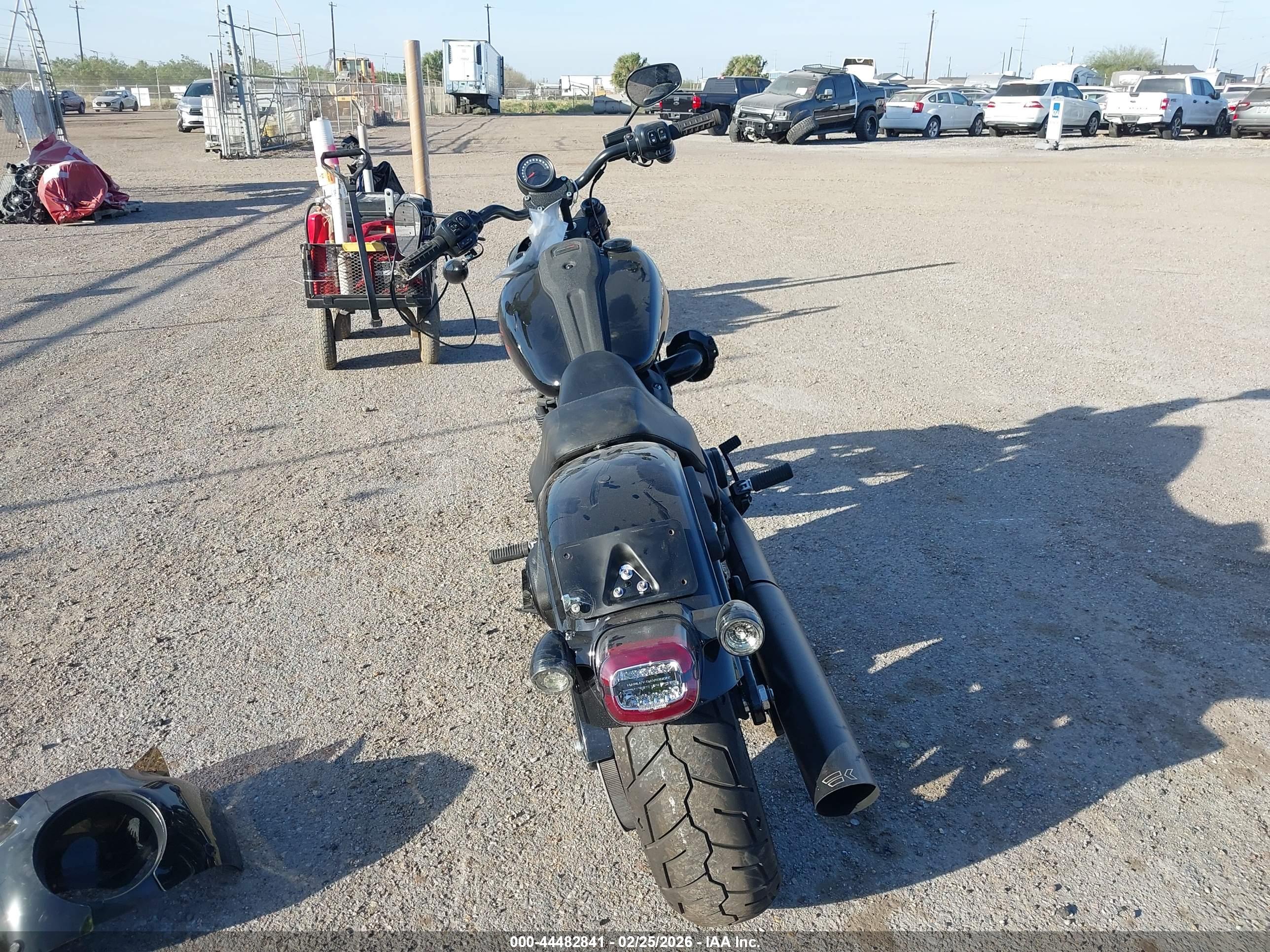 HARLEY-DAVIDSON FXLRS image 6